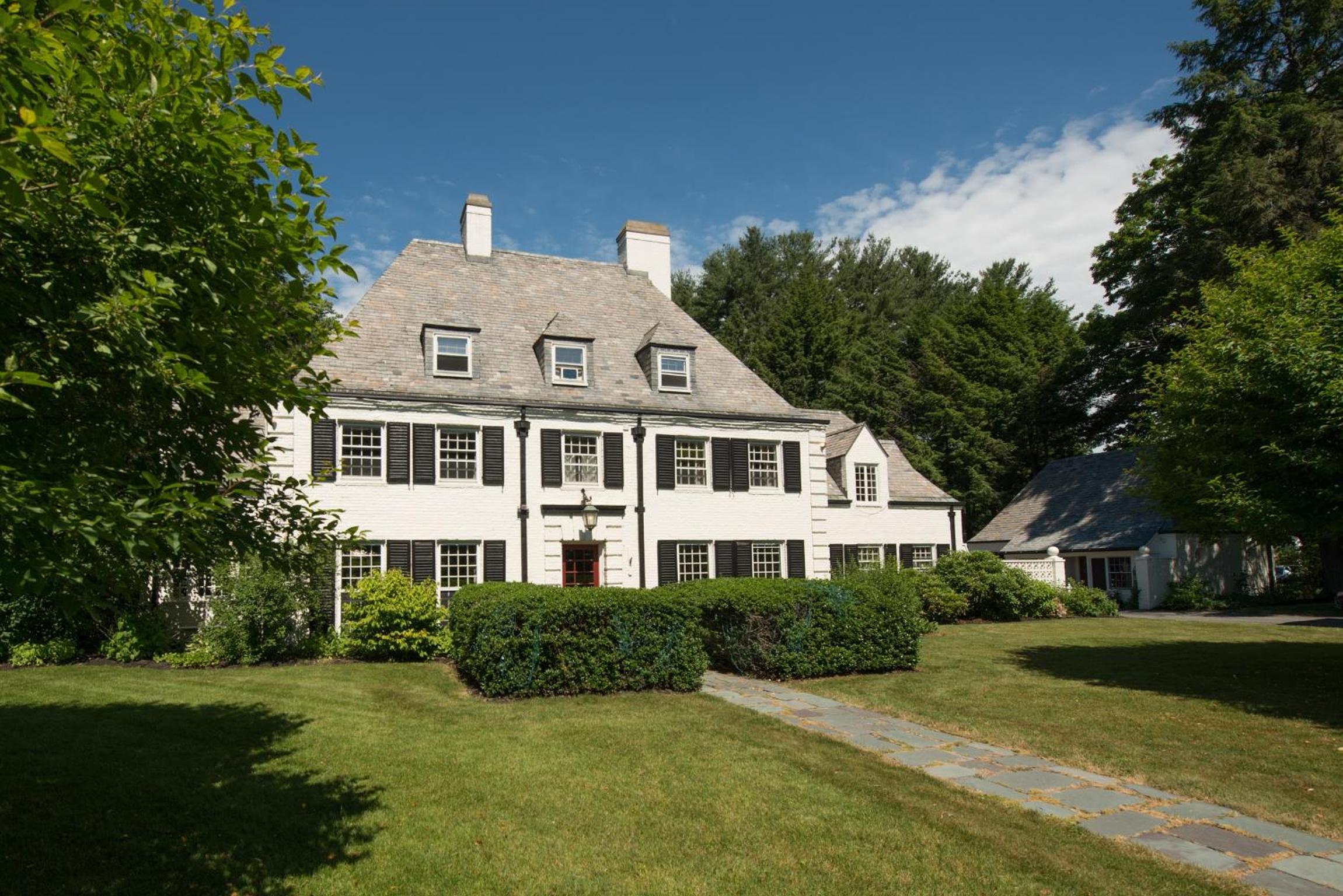 Brattleboro Vacations - Inn on Putney Road - Property Image 5