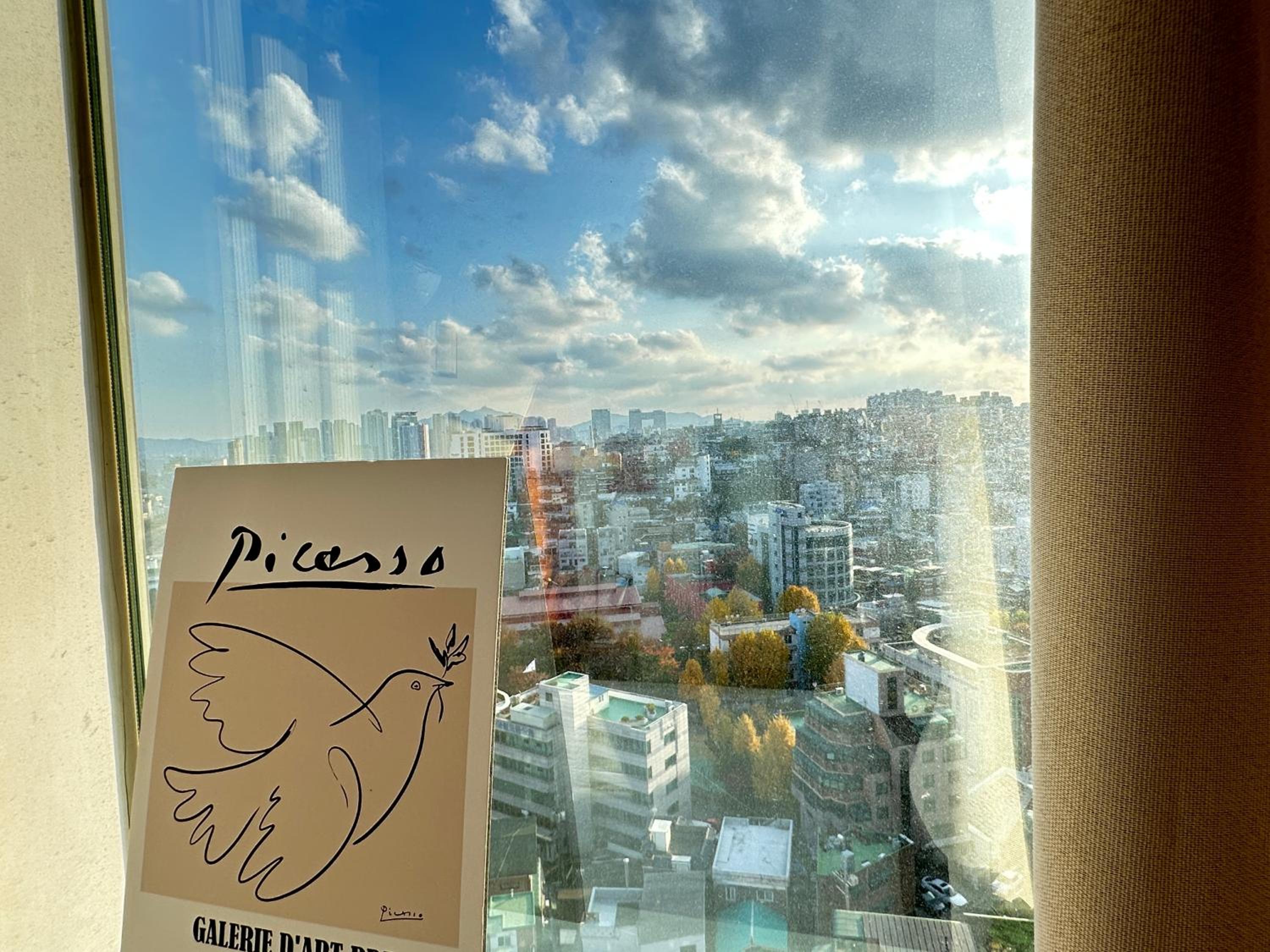 Central Seoul loft apartment