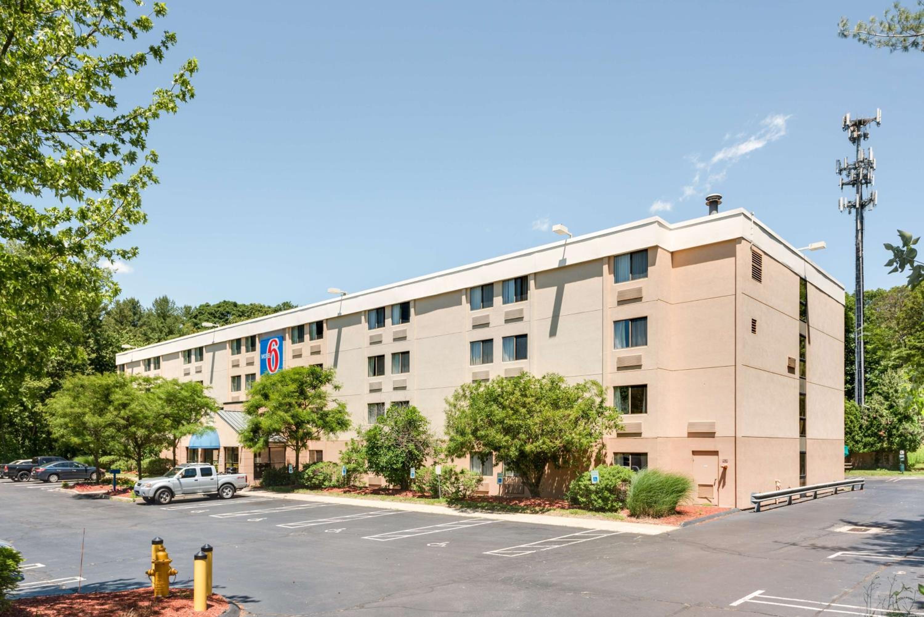 Milford Vacations - Motel 6-Milford, CT - Property Image 56