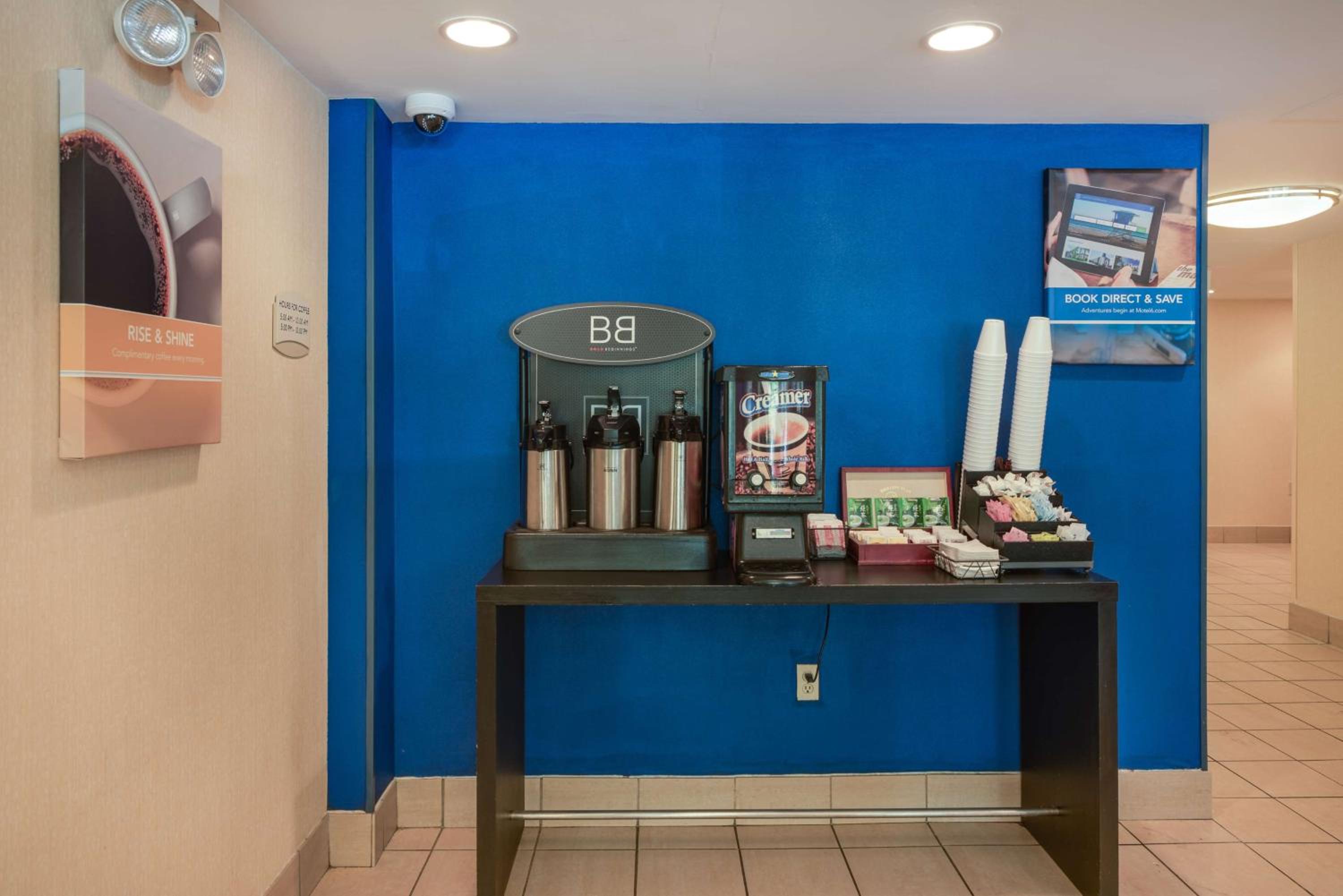 Milford Vacations - Motel 6-Milford, CT - Property Image 51