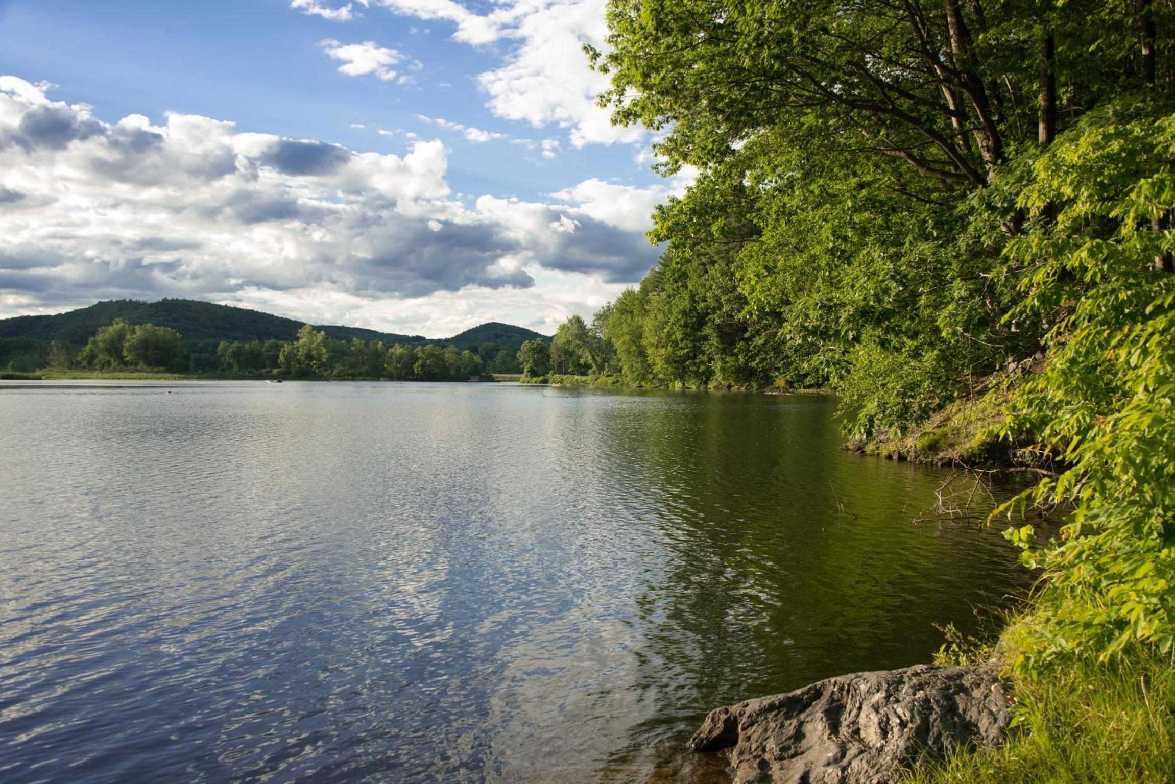 Brattleboro Vacations - Inn on Putney Road - Property Image 12