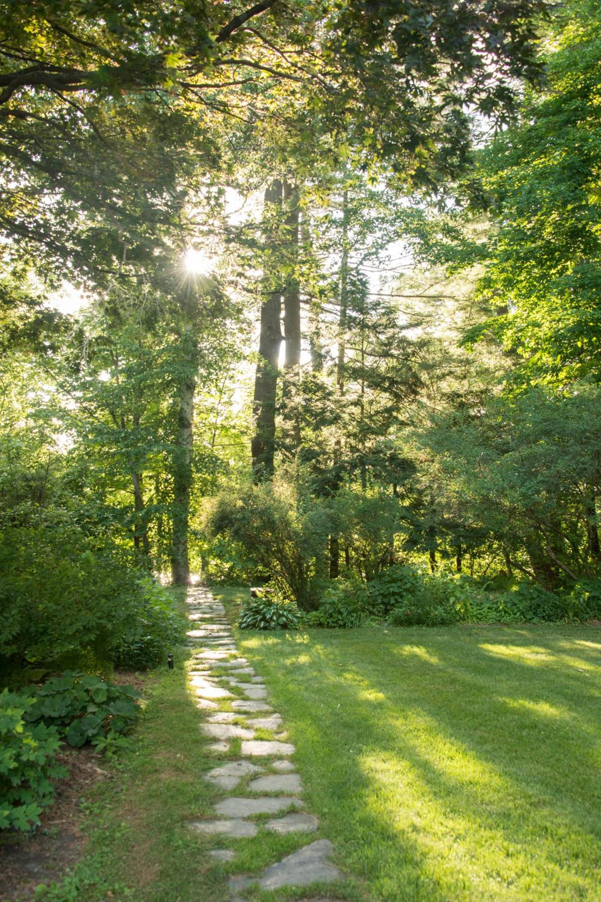 Brattleboro Vacations - Inn on Putney Road - Property Image 11