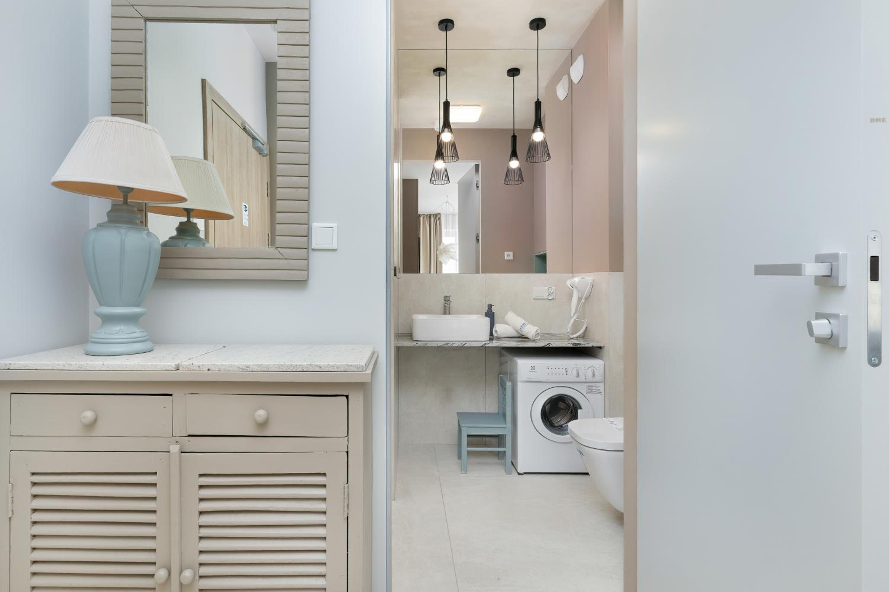 GREENERI PARK - Ambria Apartments