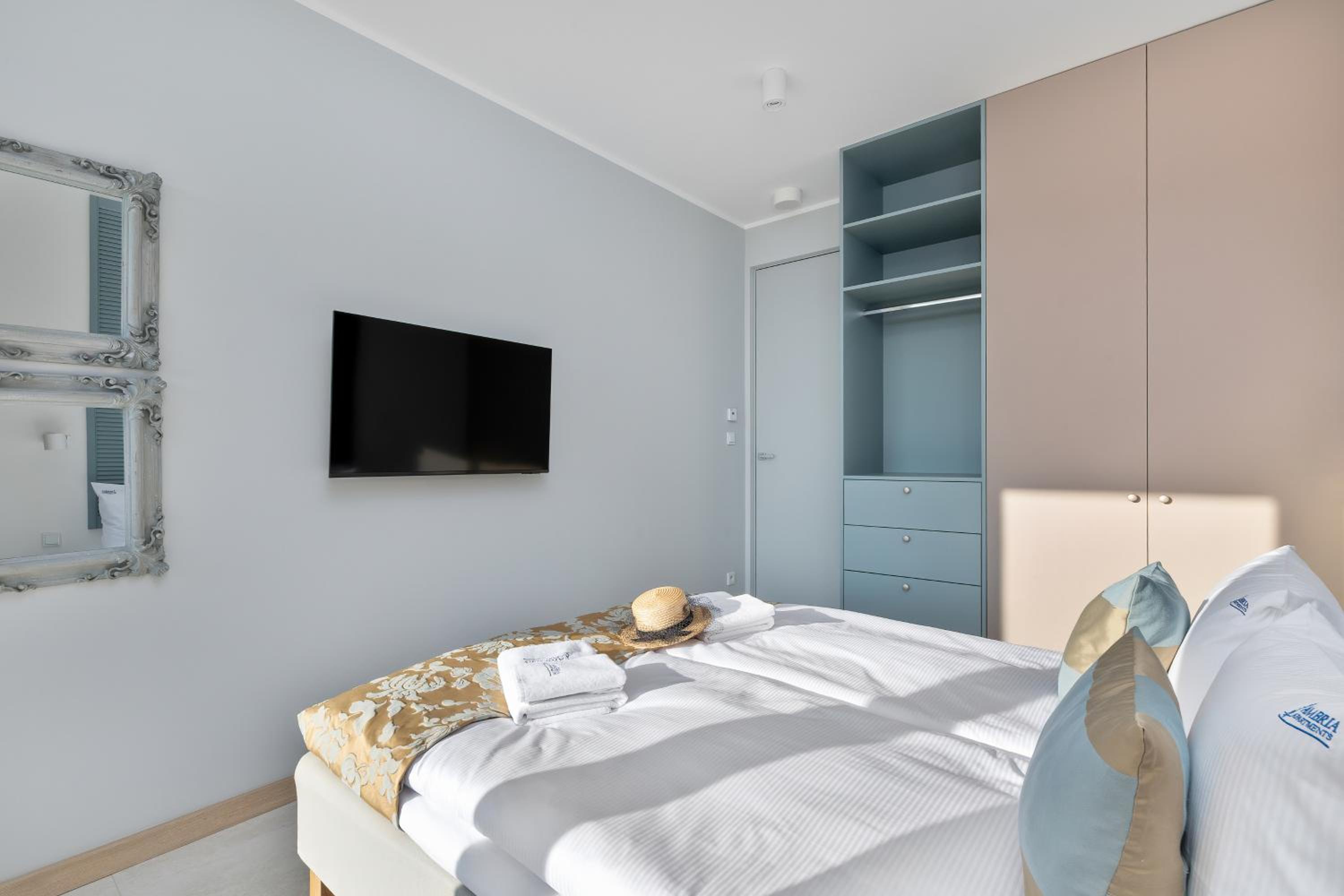 GREENERI PARK - Ambria Apartments