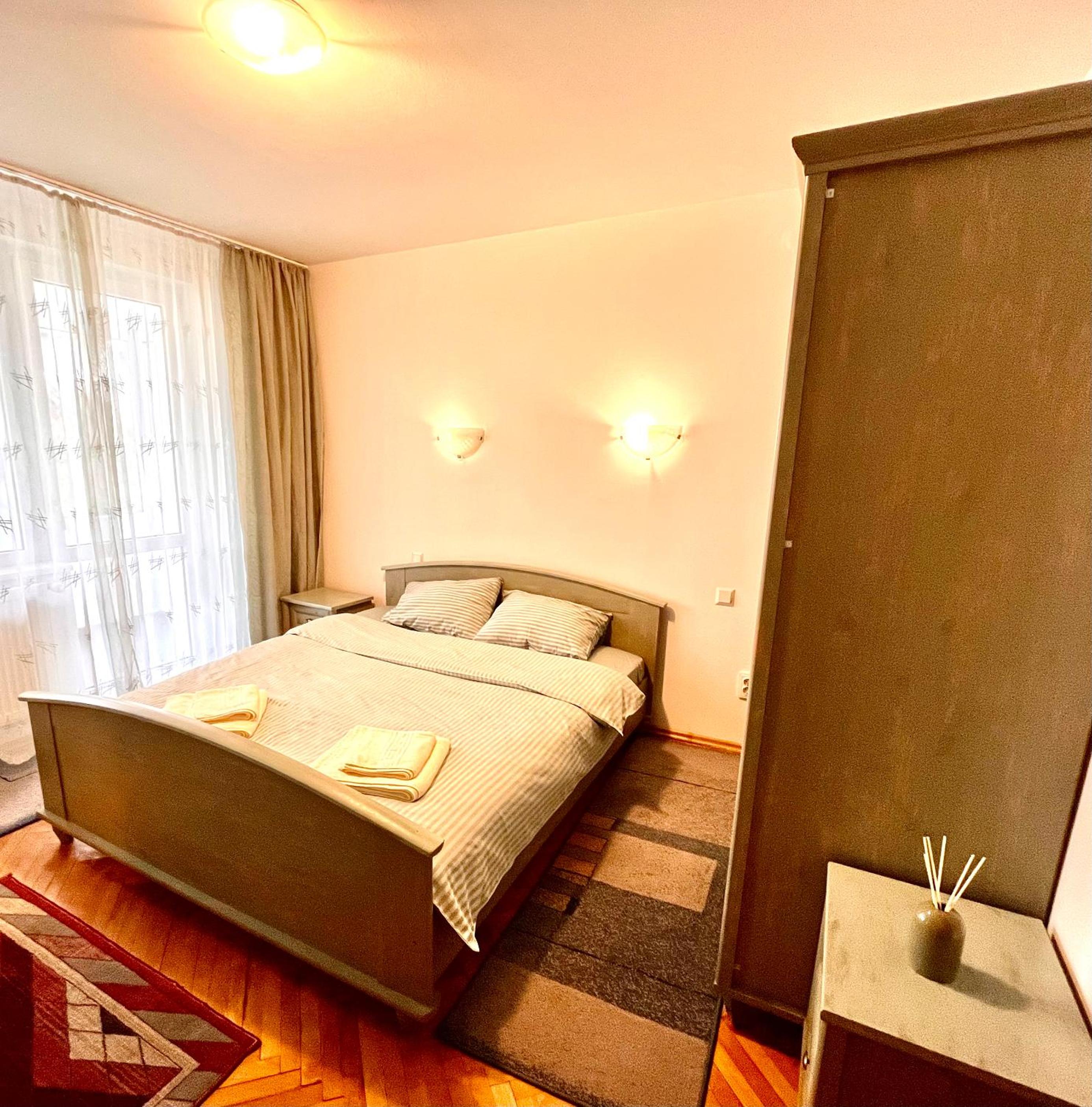 Apartament Booking Ultracentral