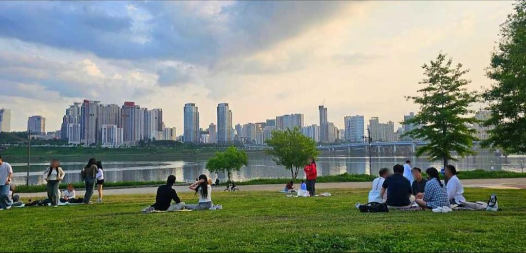 아차산역 4분 넓은 3룸 단독사용 무료주차 8인숙소 어린이대공원 kspo 레트로게임 미니솜사탕