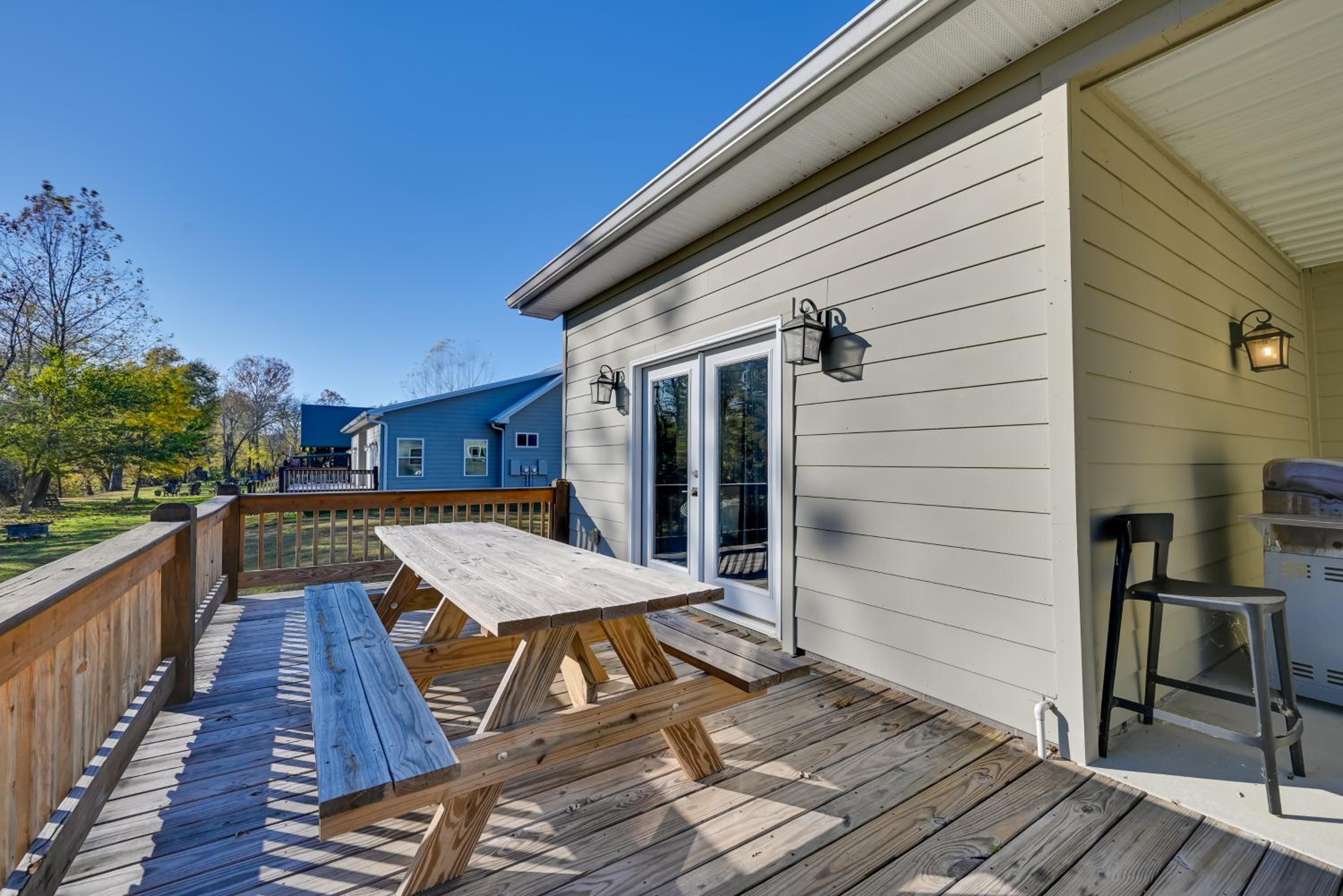 Fish and Unwind! Rough River Hideaway with Deck