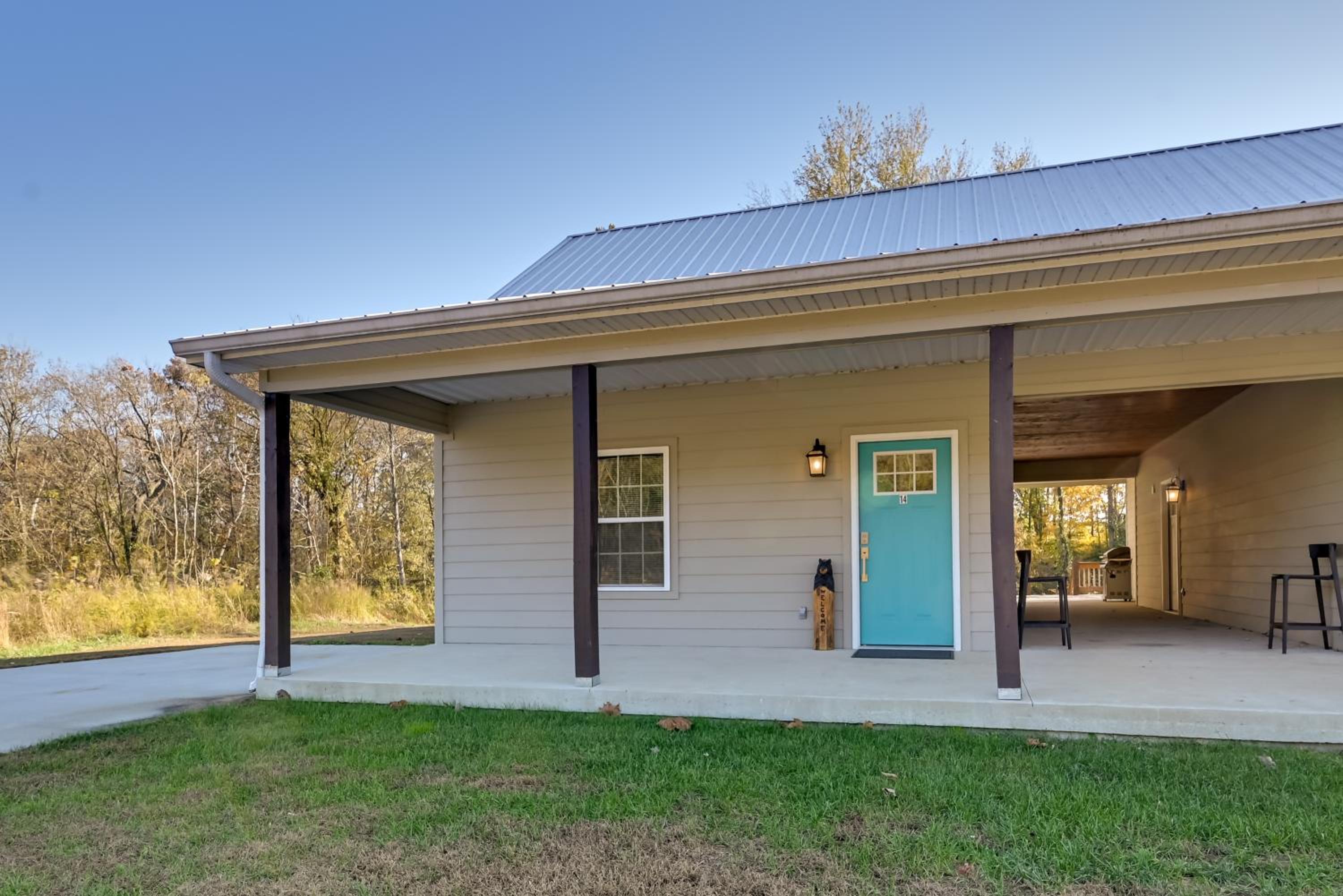 Riverside Serenity! Falls of Rough Home with Views