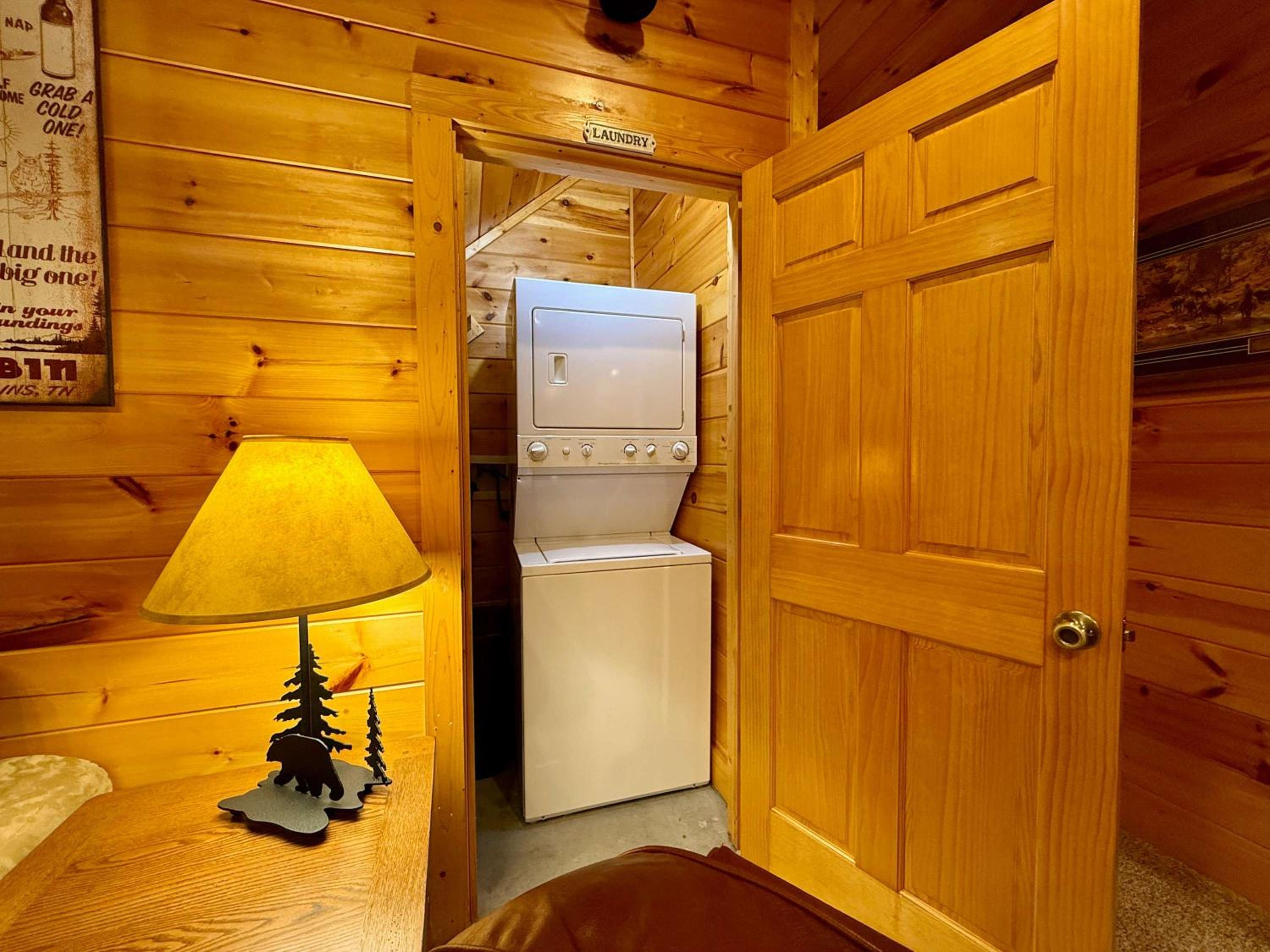 Along the Trail Cabin with Hot Tub Pool Pond Game Room