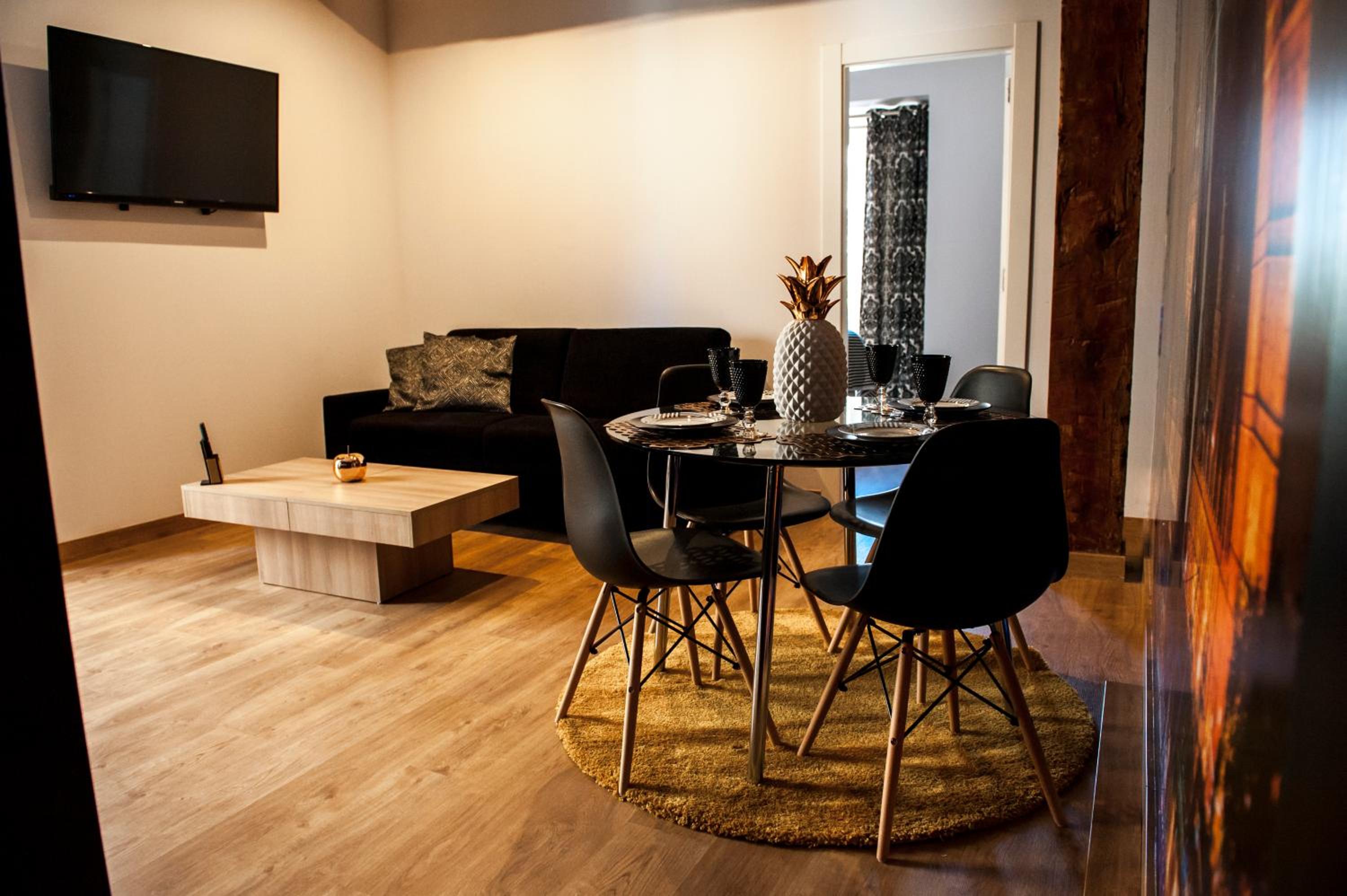 Apartamentos Art Suite Santander