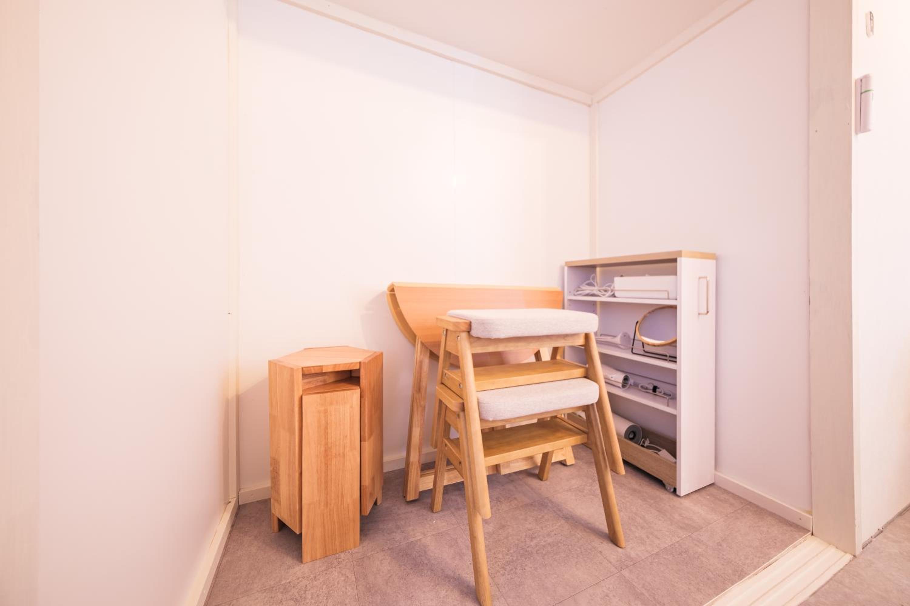 Comfy Stay Tokiwadai 2minute walk from Tokiwadai Station Ikebukuro 9min Shinjuku 14min Shibuya 18min Max 4guests Many restaurants nearby hot spring Shrine