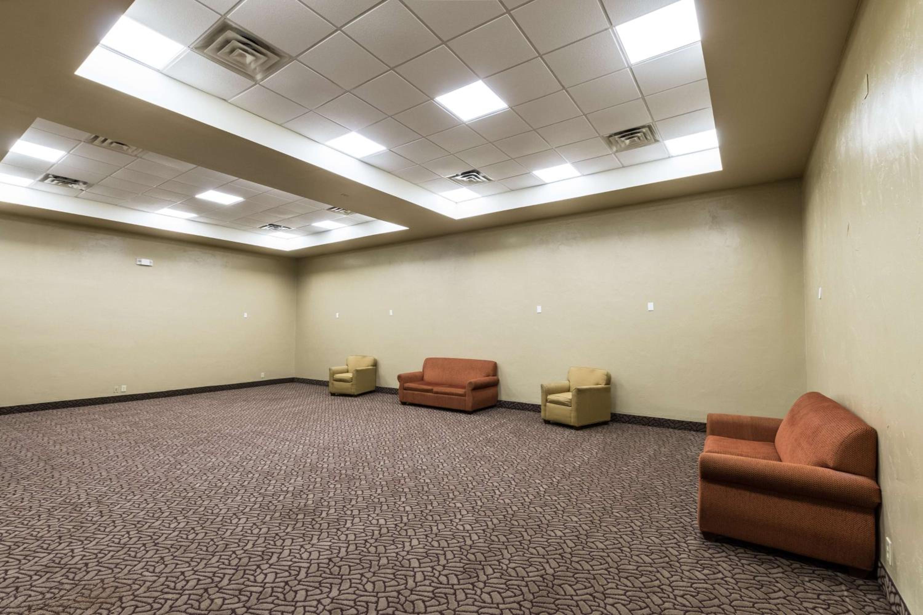 meeting & event spaces