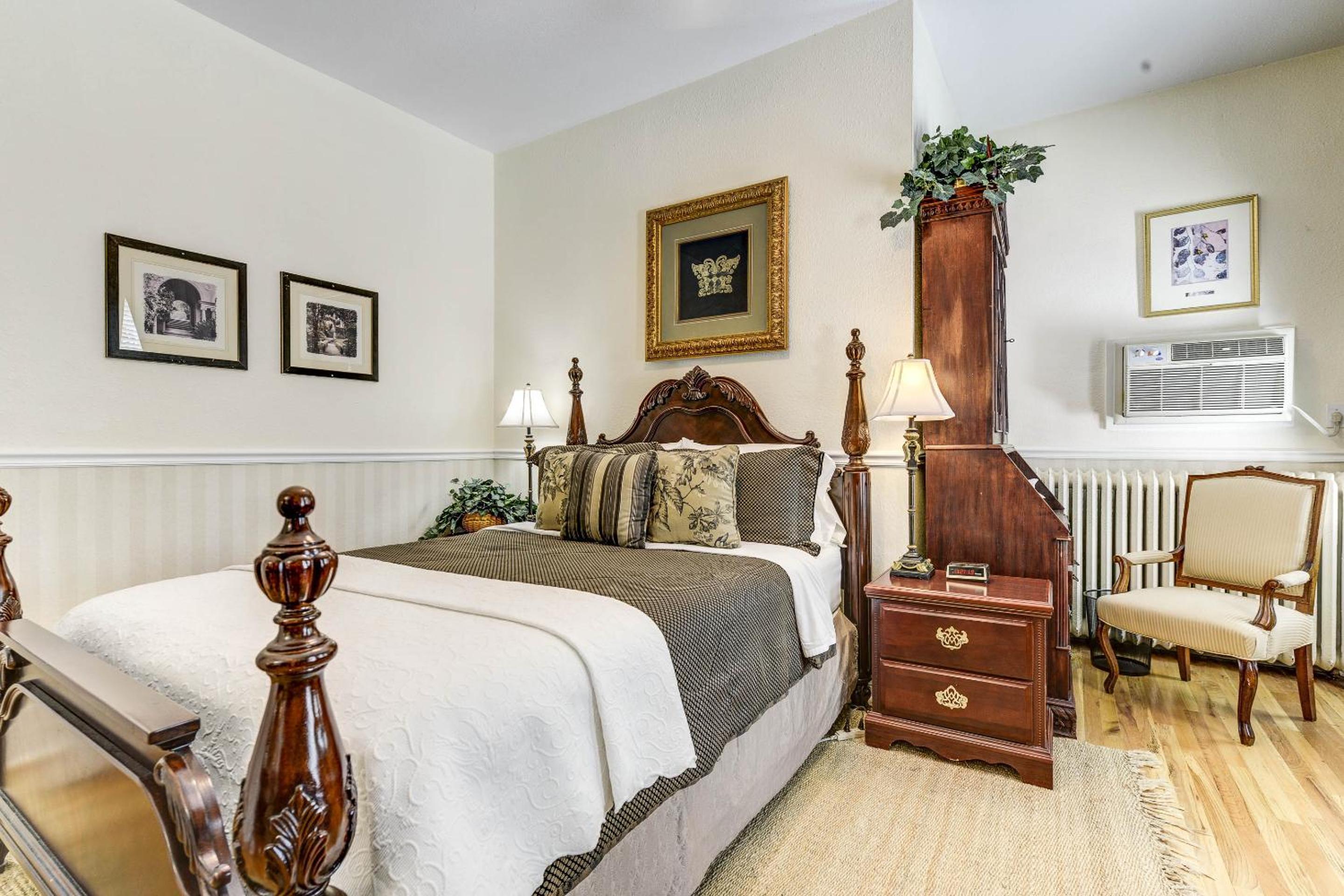 The St. Mary's Inn, Bed and Breakfast