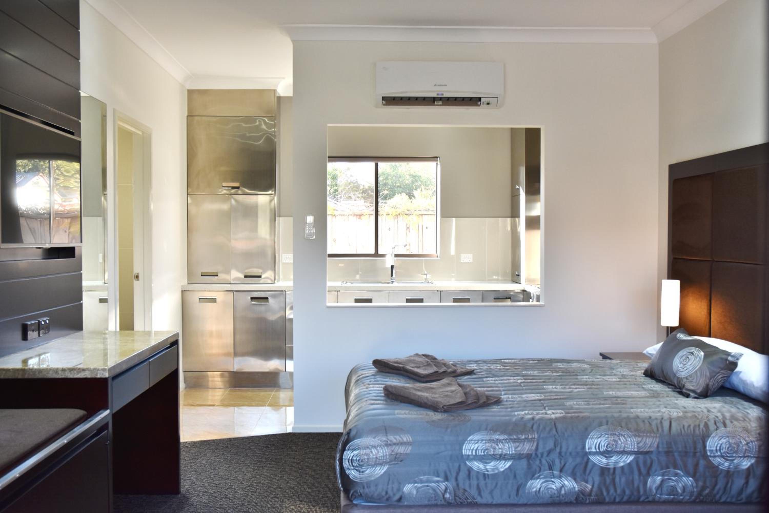 Western Downs Motor Inn