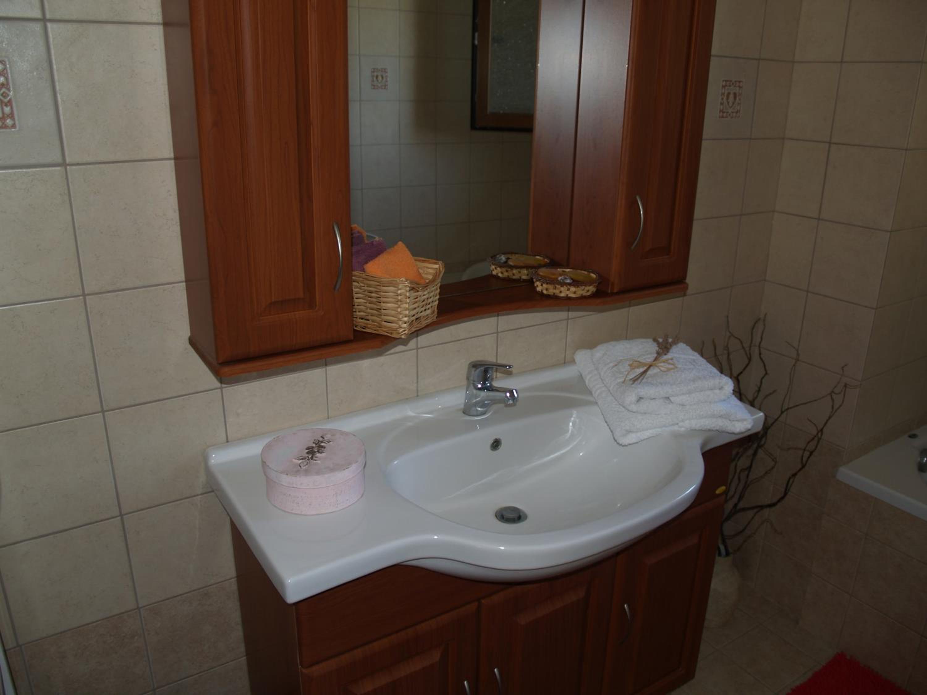 Photo 47