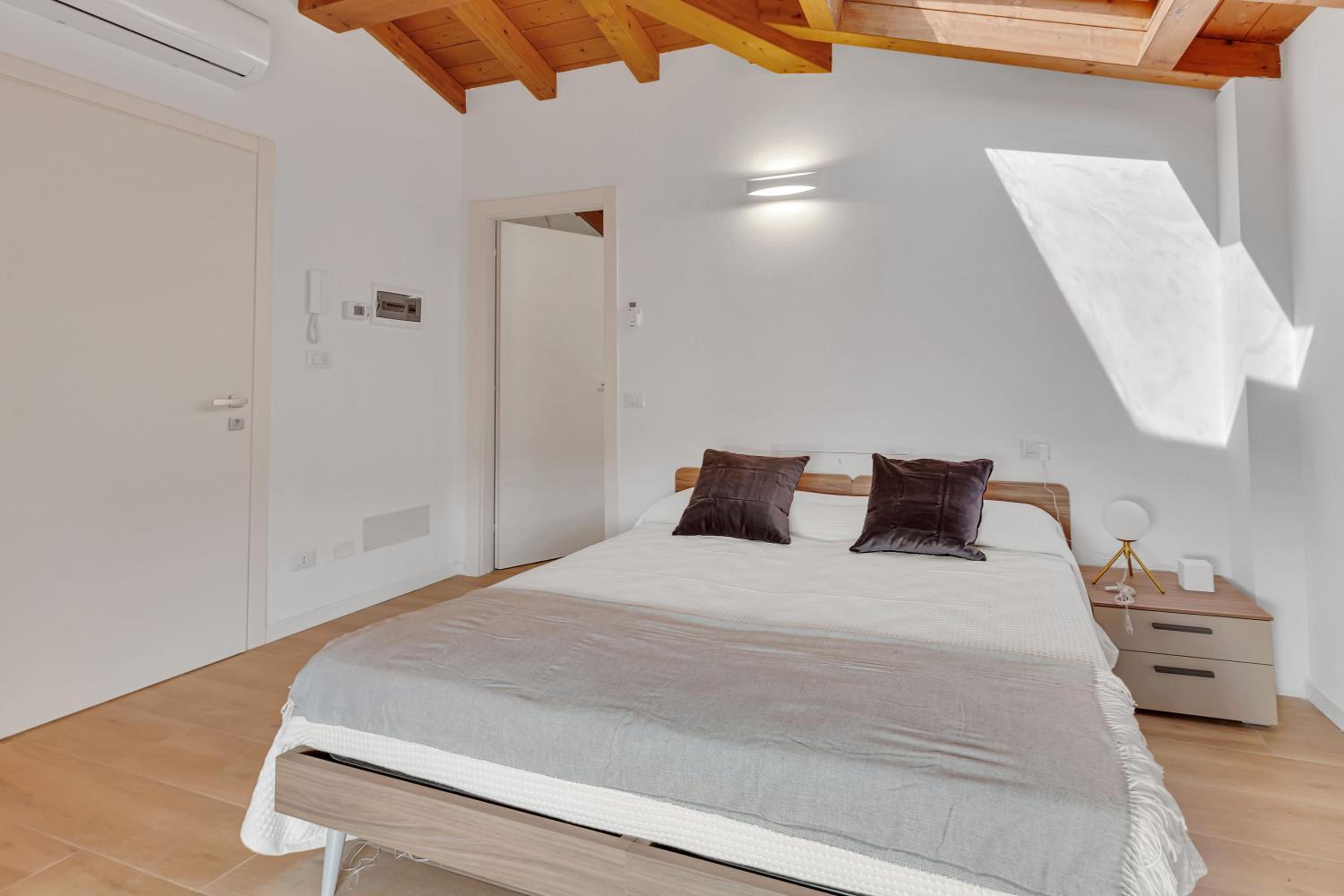 Bergamo Center -Rooms