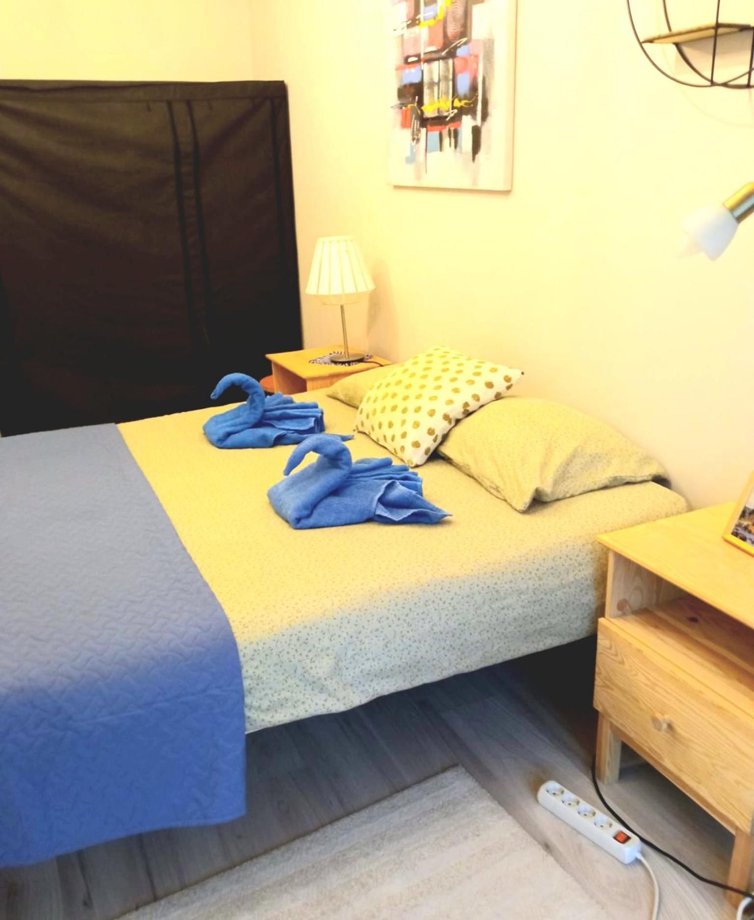 Cozy 2-Bedroom flat with Terrace & Parking by Alfa