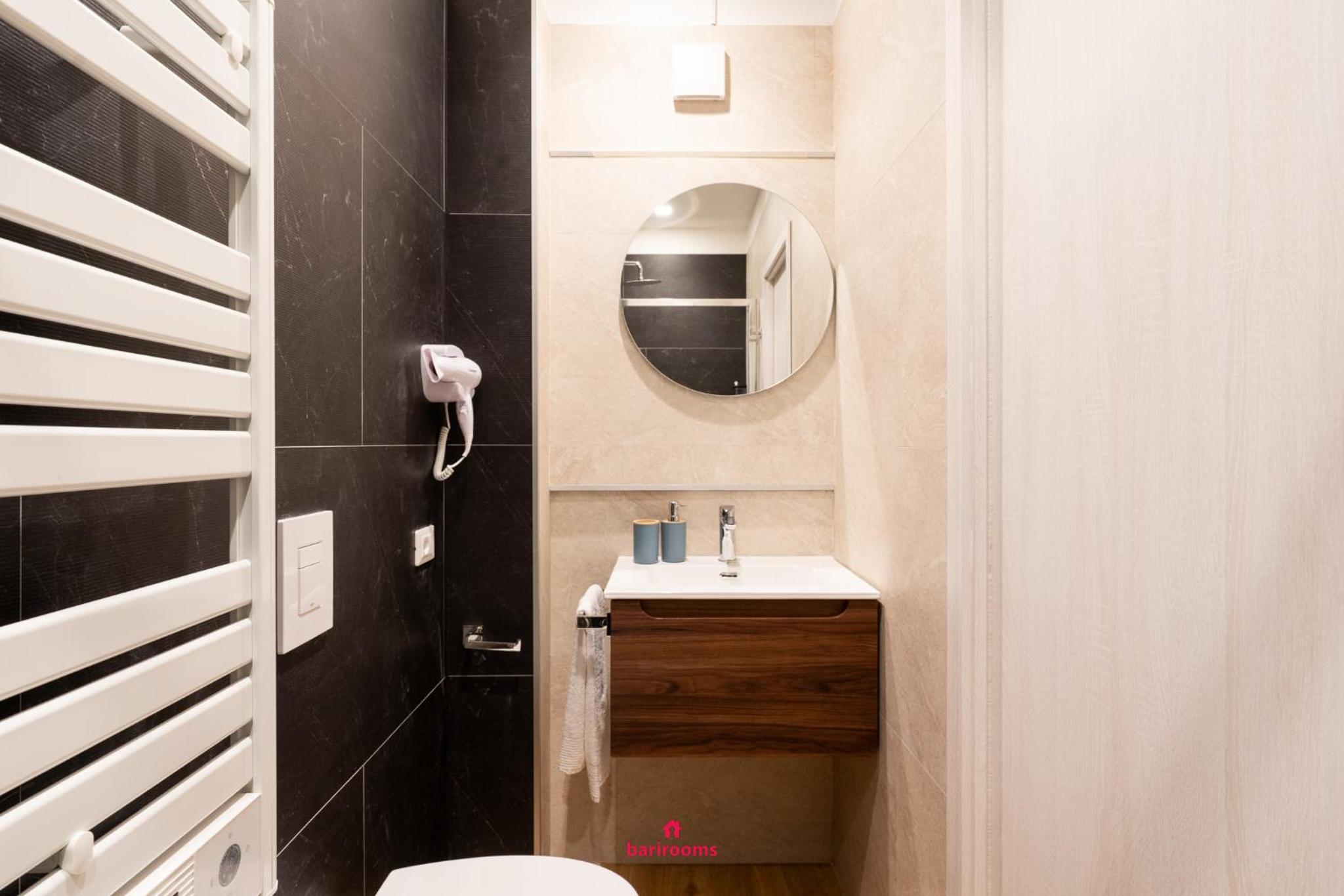 Barirooms - District 198