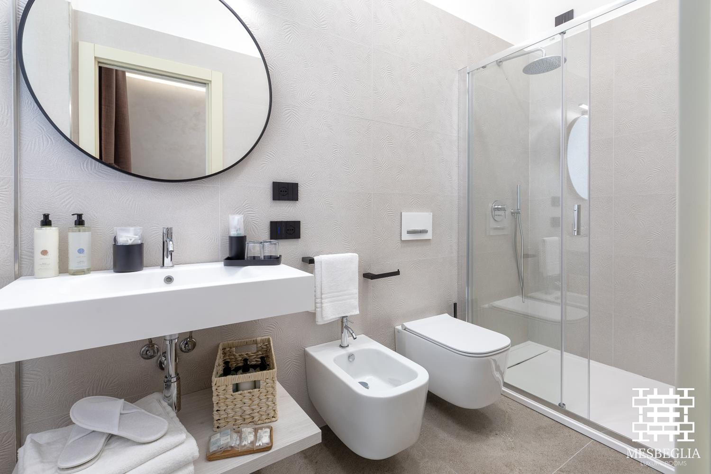 Mesbeglia Luxury Rooms