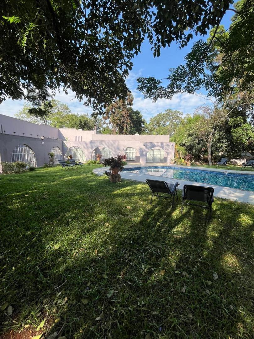 Peaceful 4-Bedroom Retreat with Lush Gardens Pool – Highlands - 2346