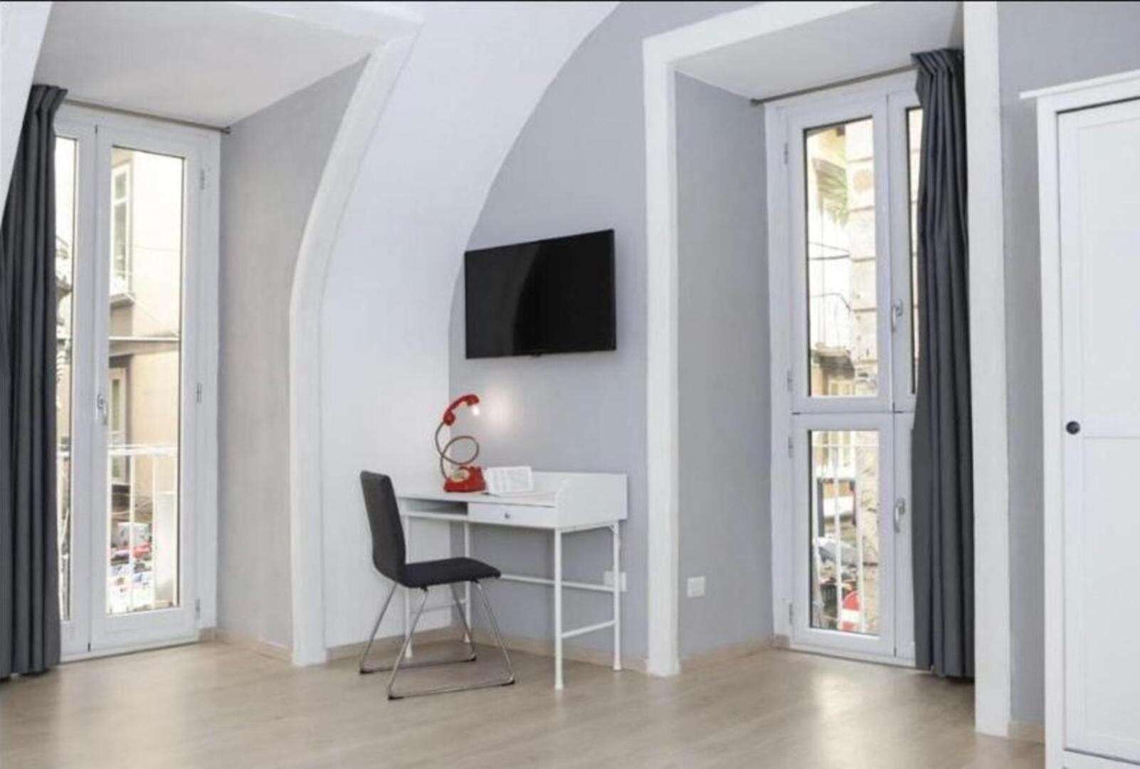 O Panaro Lucky Flat by NapoliApartments