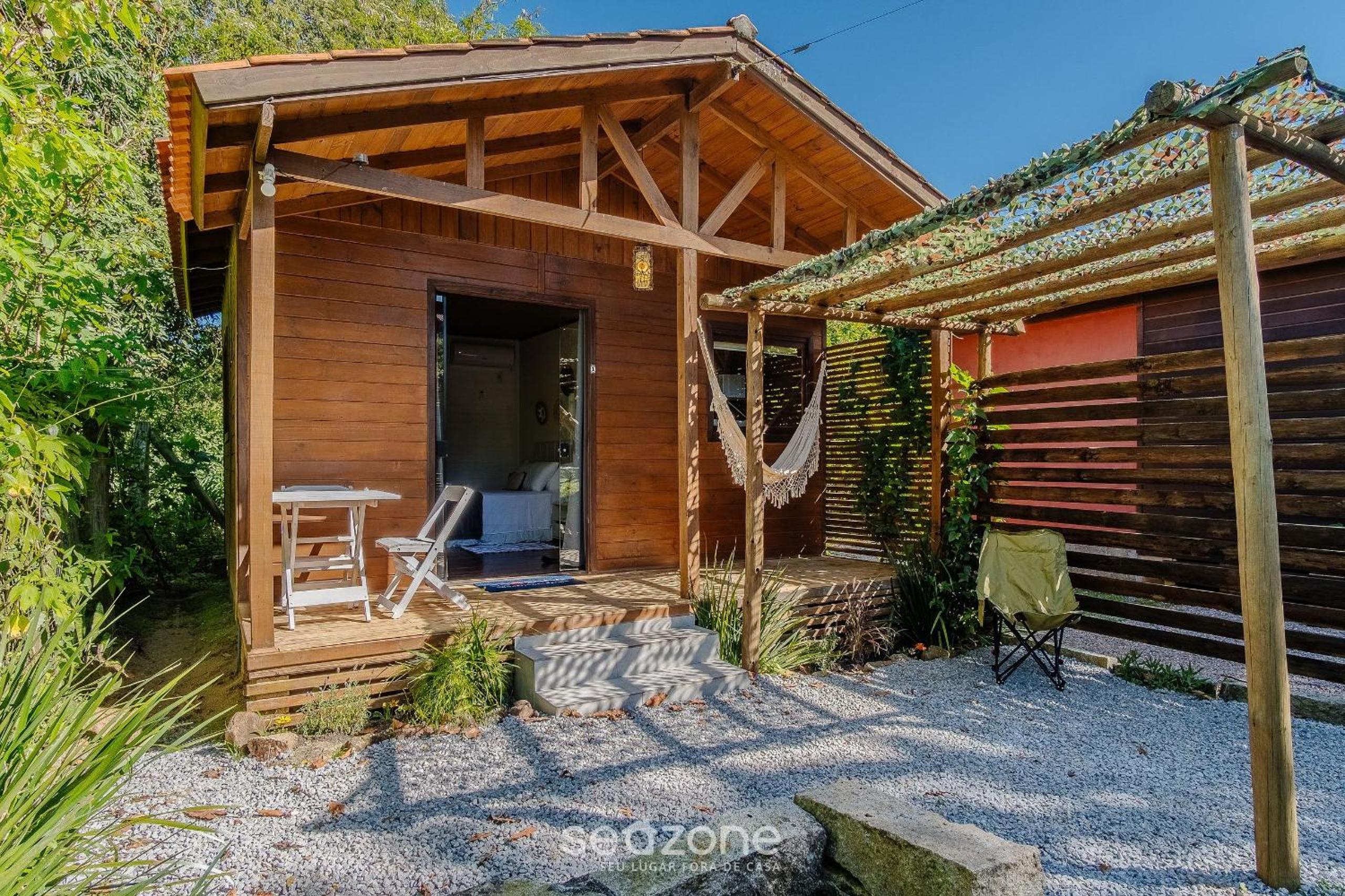 Elegant and Complete Chalets in Imbituba - REL