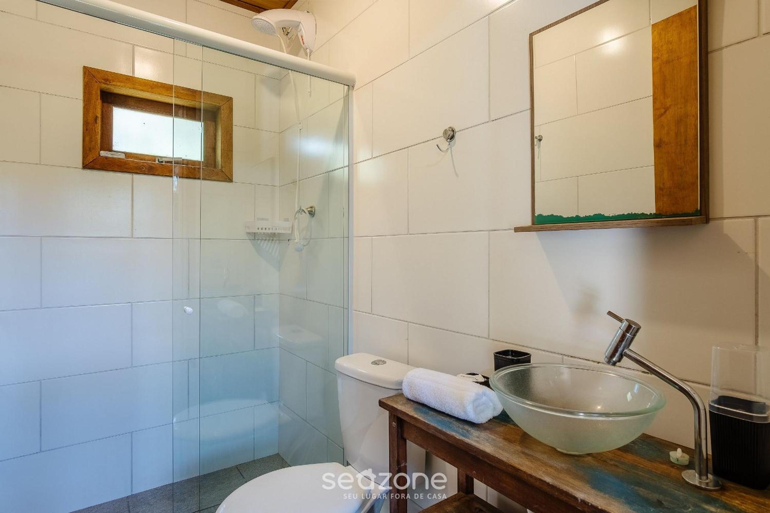 Elegant and Complete Chalets in Imbituba - REL