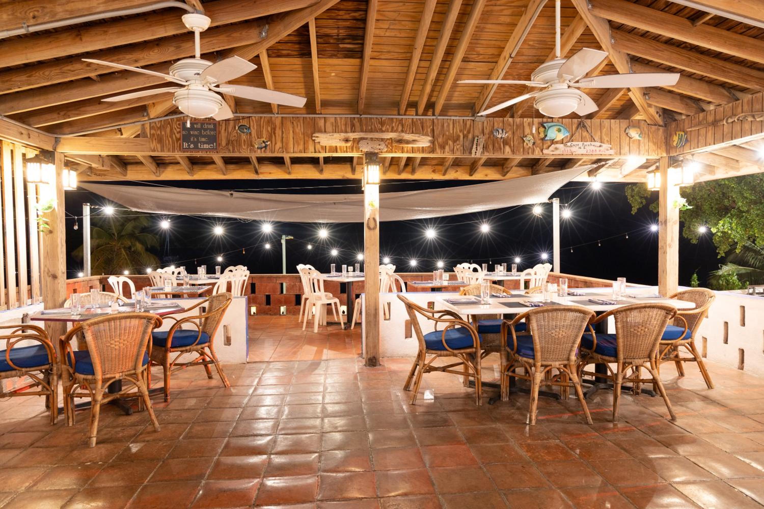 Trade Winds Restaurant & Guest House