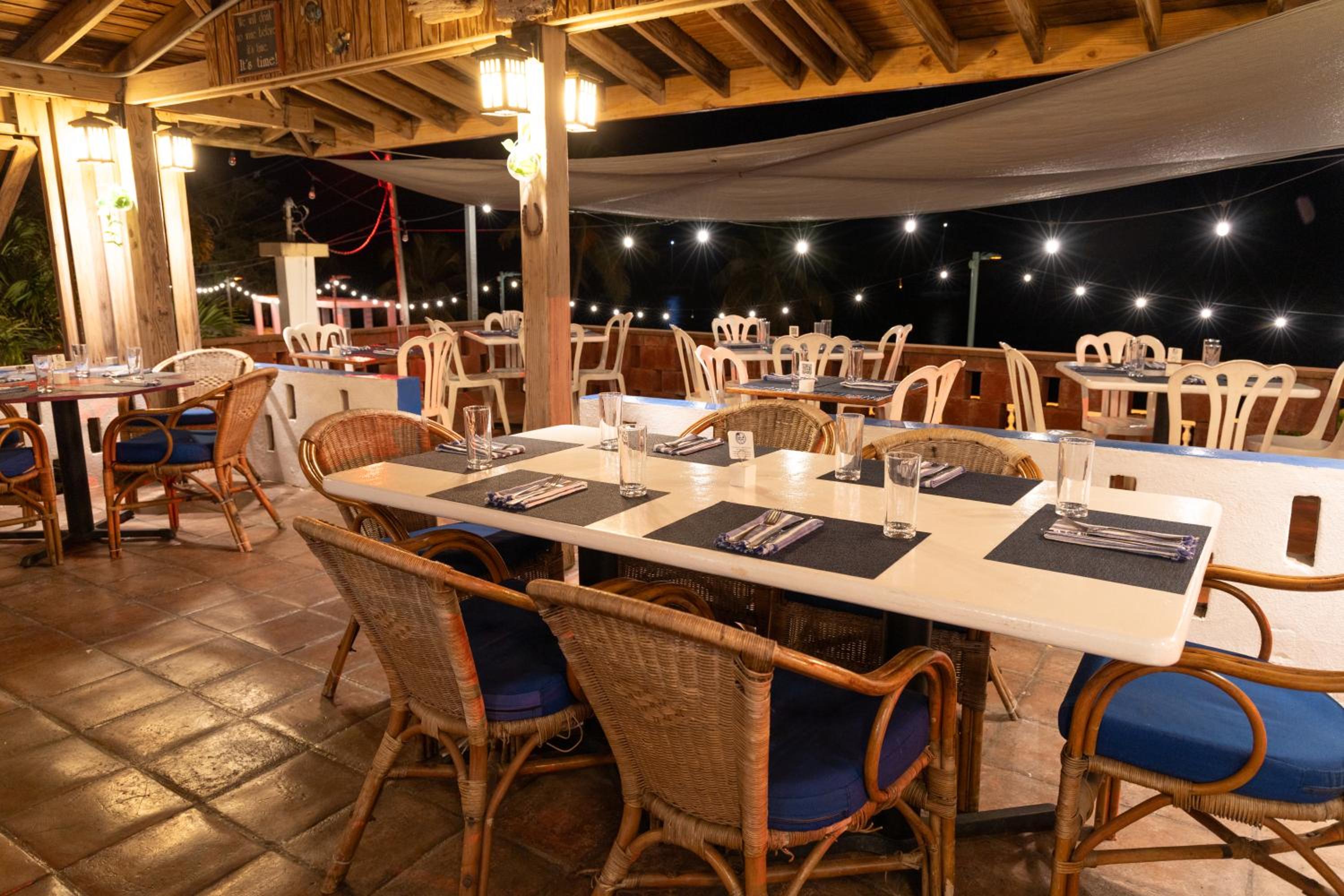 Trade Winds Restaurant & Guest House