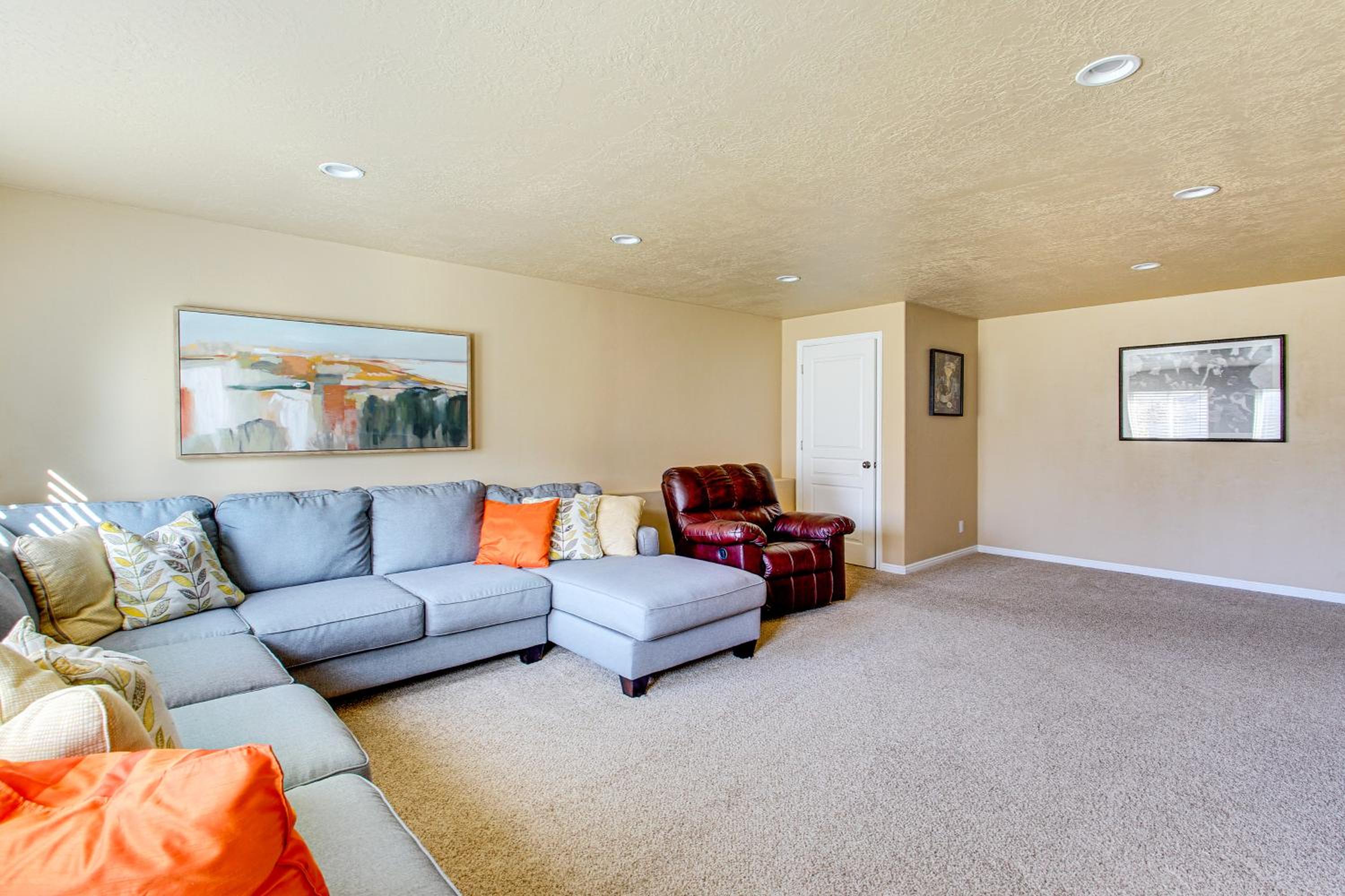 3,600 Sq Ft, Large Fenced Yard Heber City Retreat