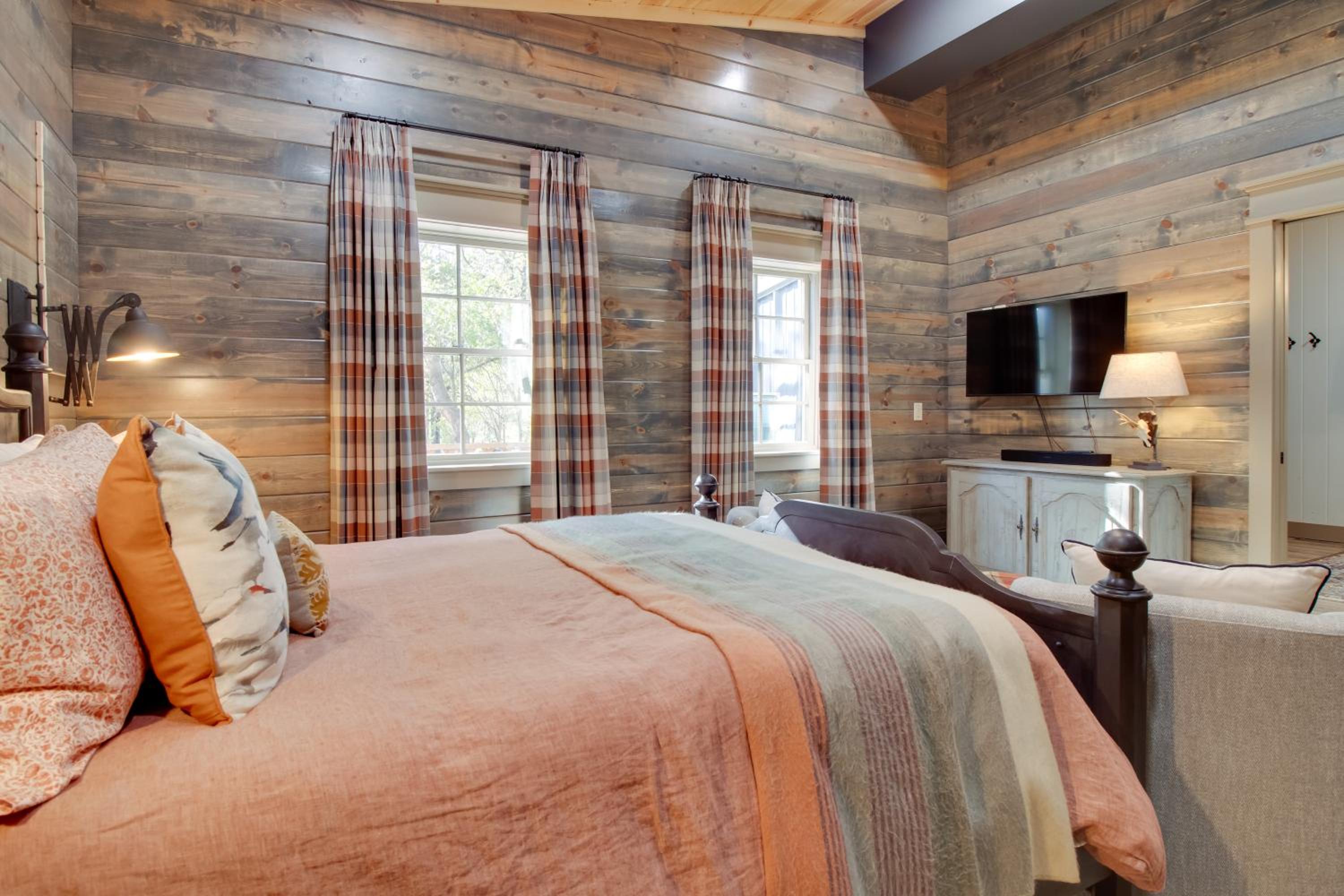 Fly Fishers Paradise Getaway Near White River!