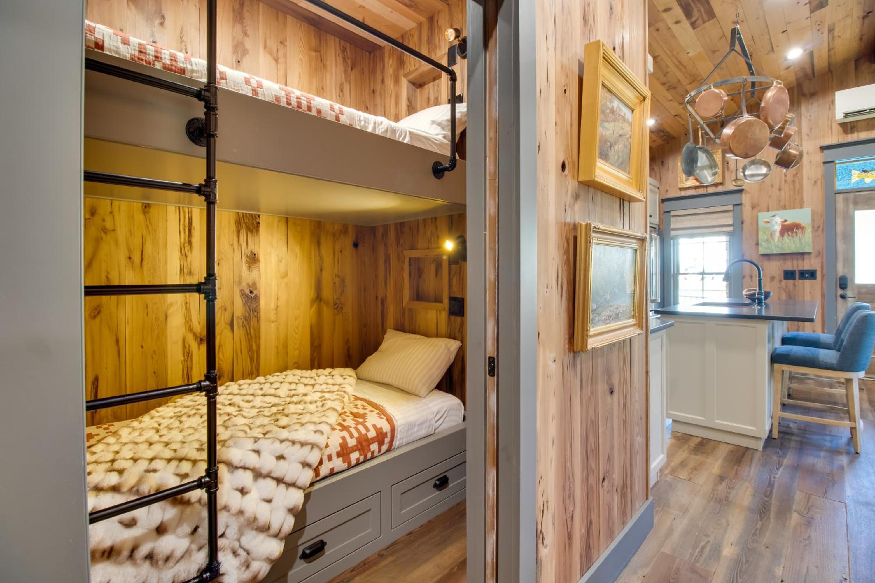 Walk to White River Cozy Escape with Screened Porch