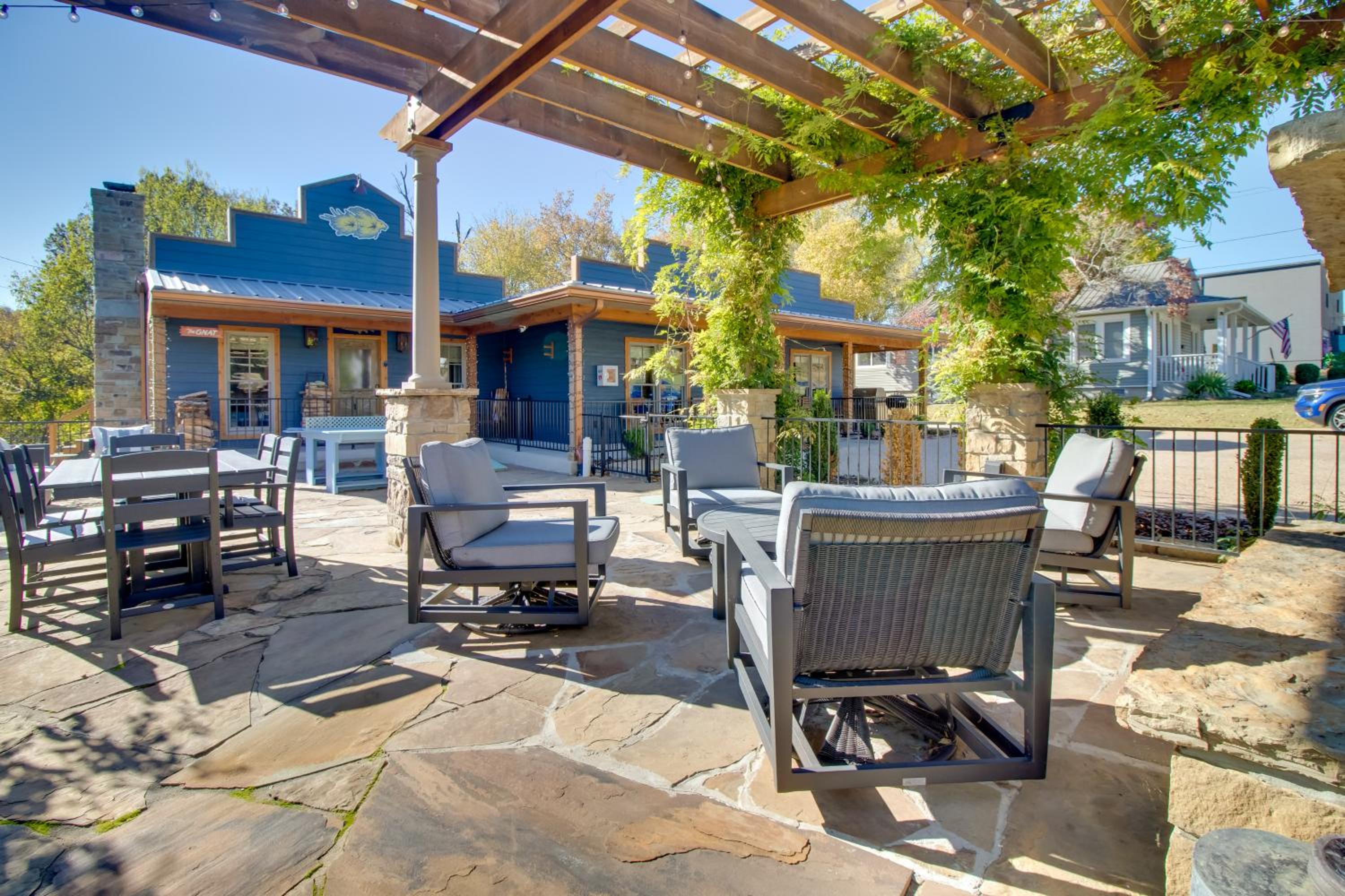 Walk to White River Cozy Escape with Screened Porch