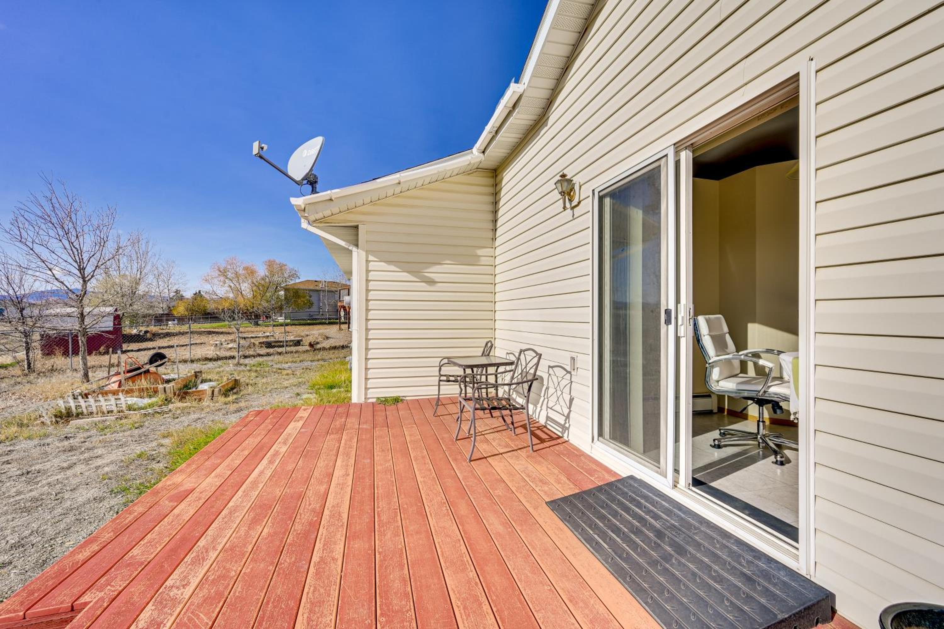 Dog Friendly! Helena Valley Home with Mtn Views