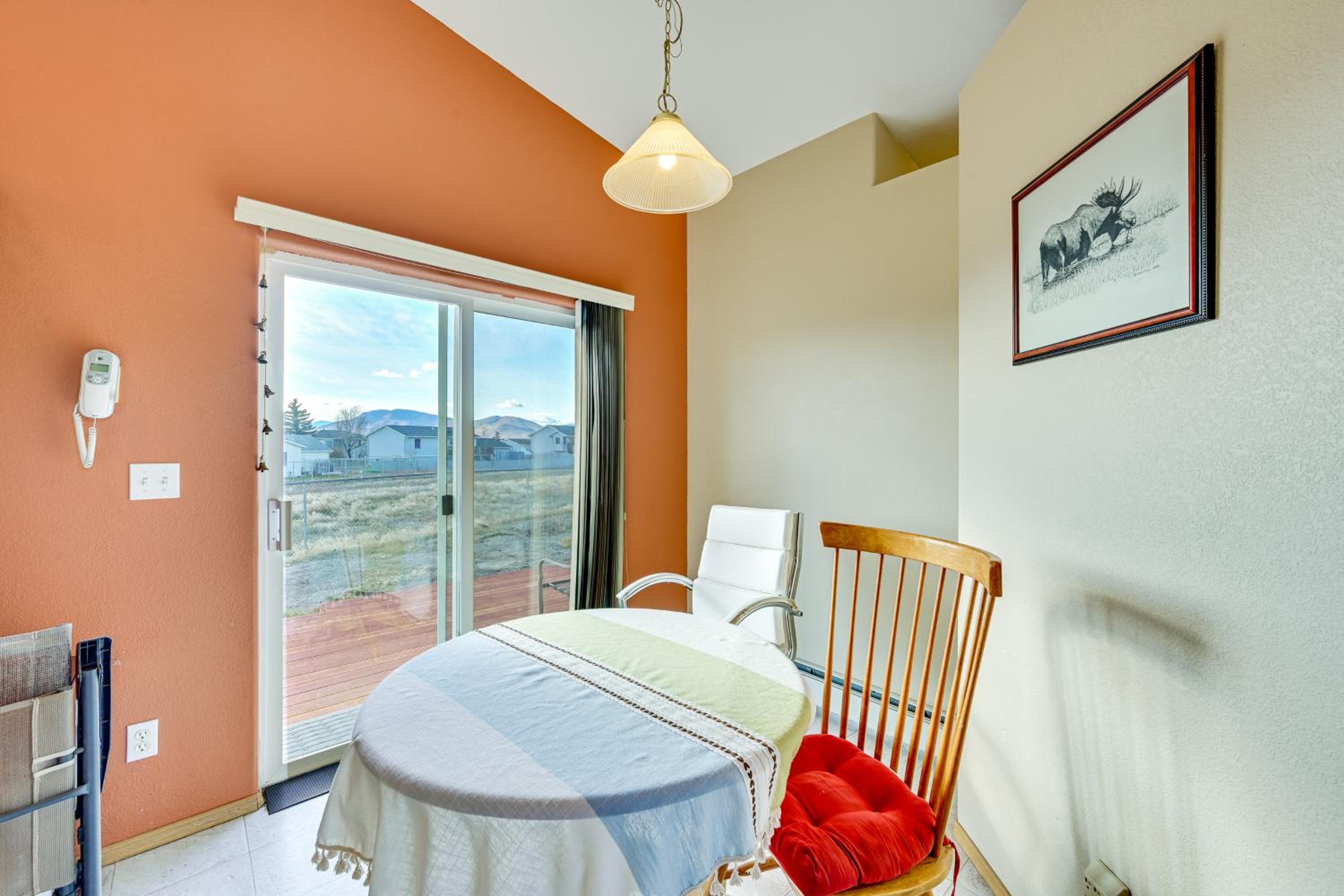 Dog Friendly! Helena Valley Home with Mtn Views