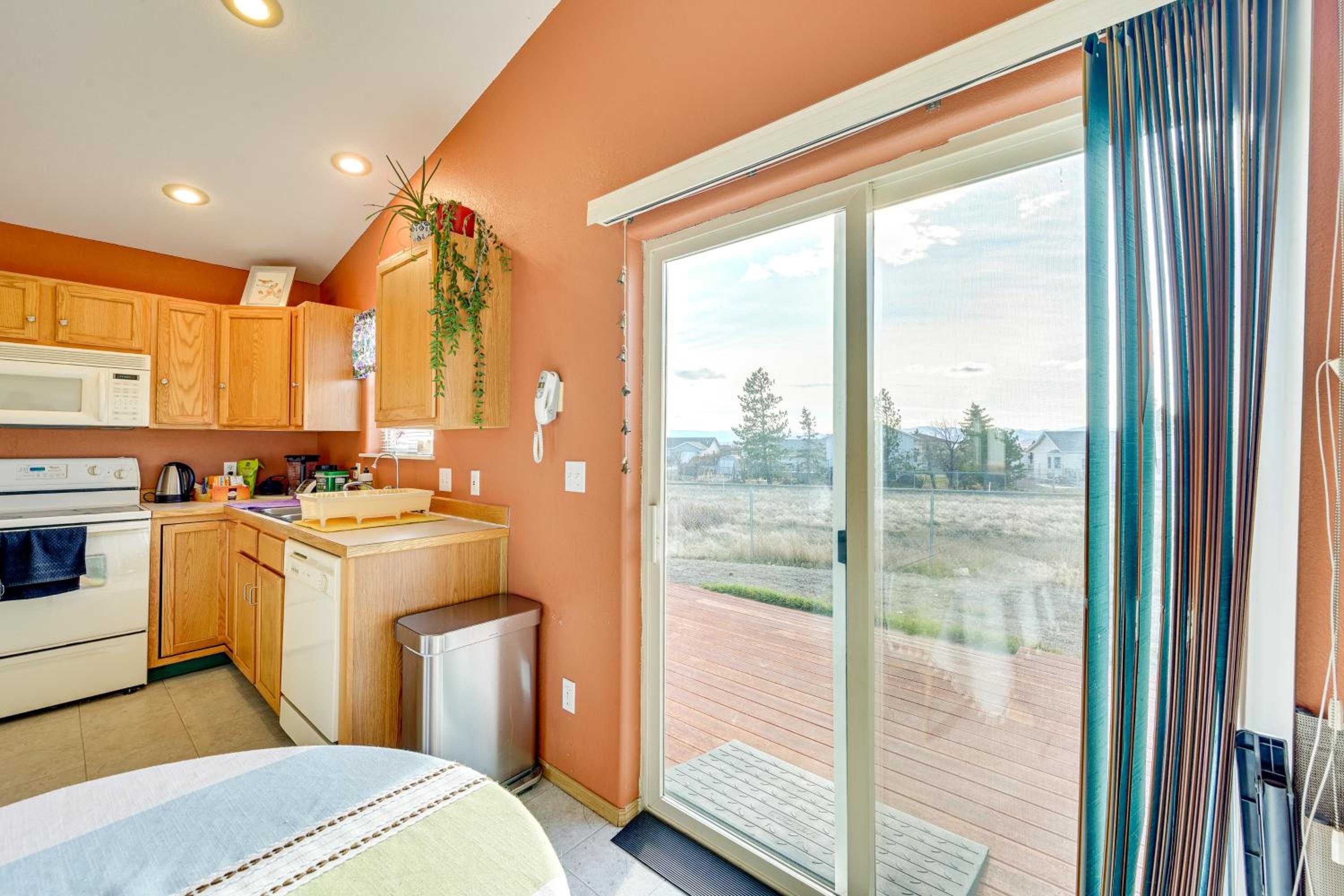 Dog Friendly! Helena Valley Home with Mtn Views