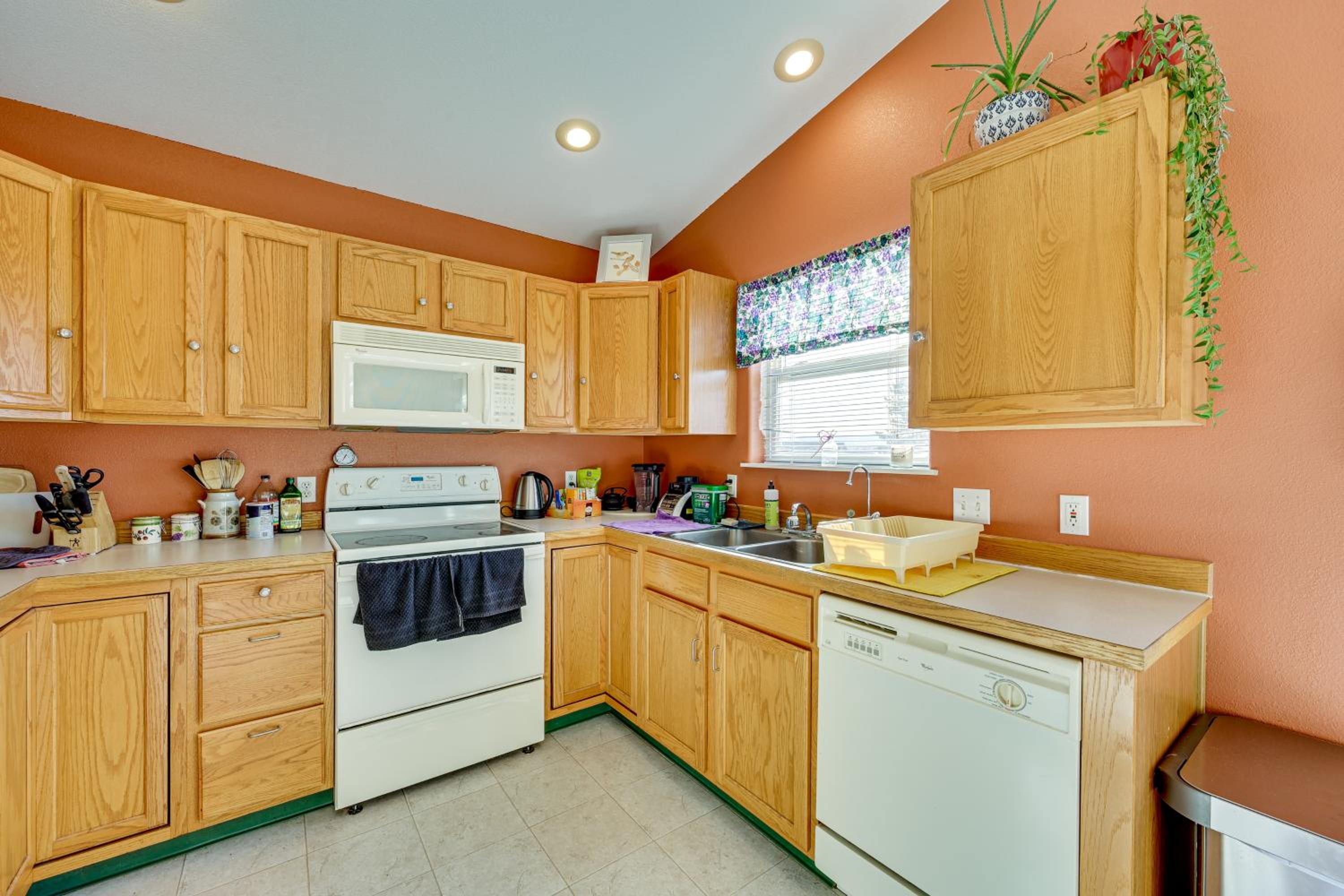 Dog Friendly! Helena Valley Home with Mtn Views