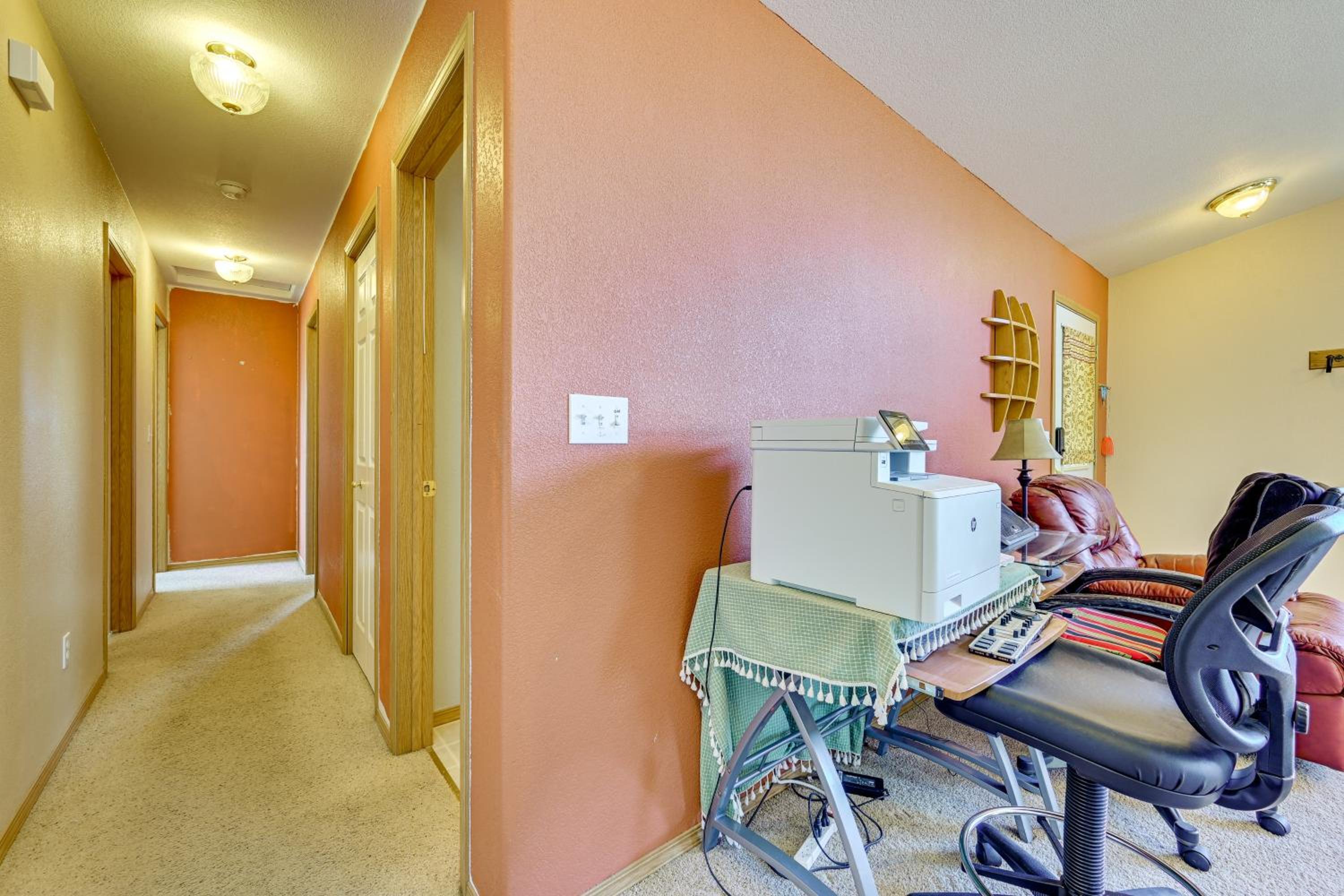 Dog Friendly! Helena Valley Home with Mtn Views