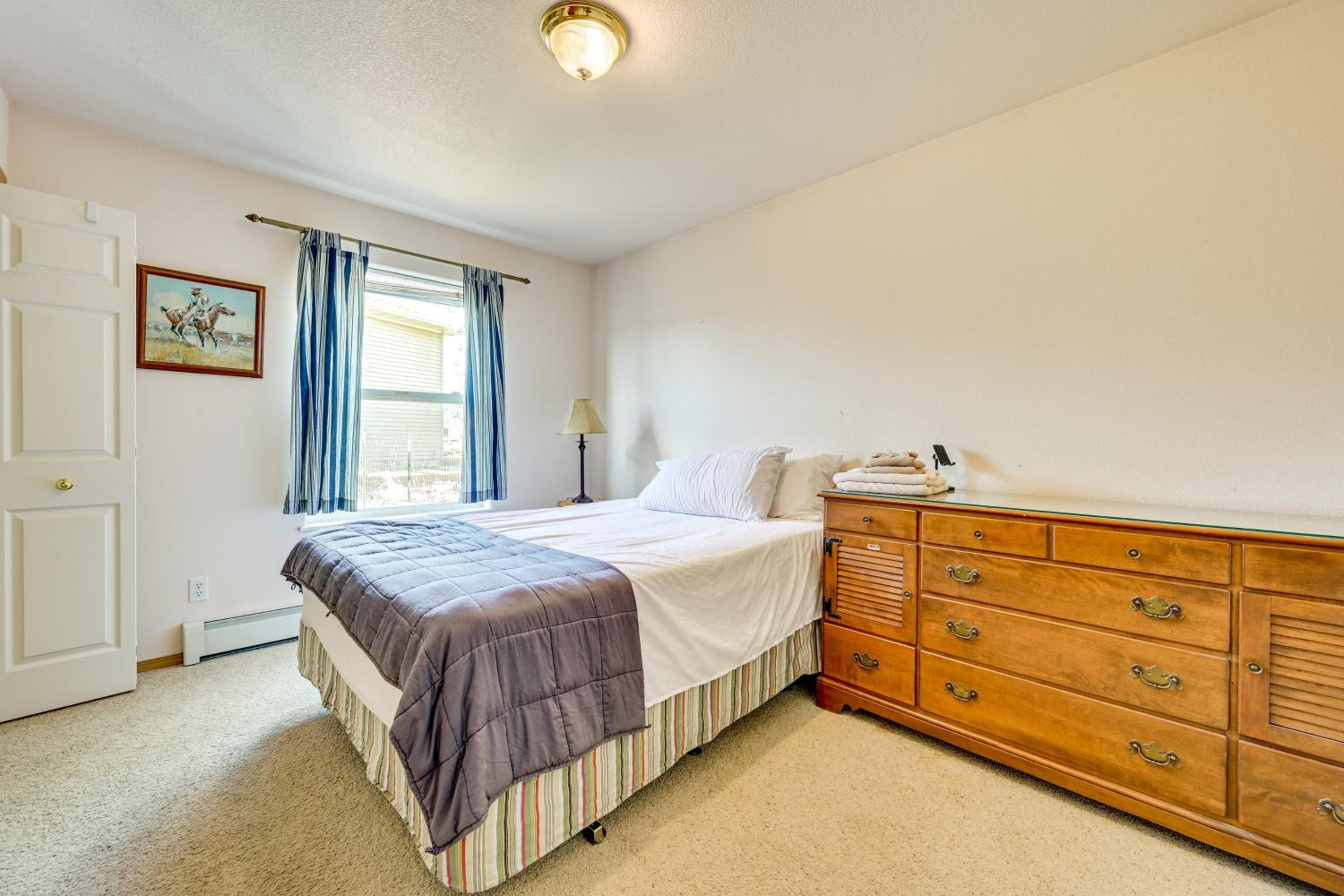 Dog Friendly! Helena Valley Home with Mtn Views