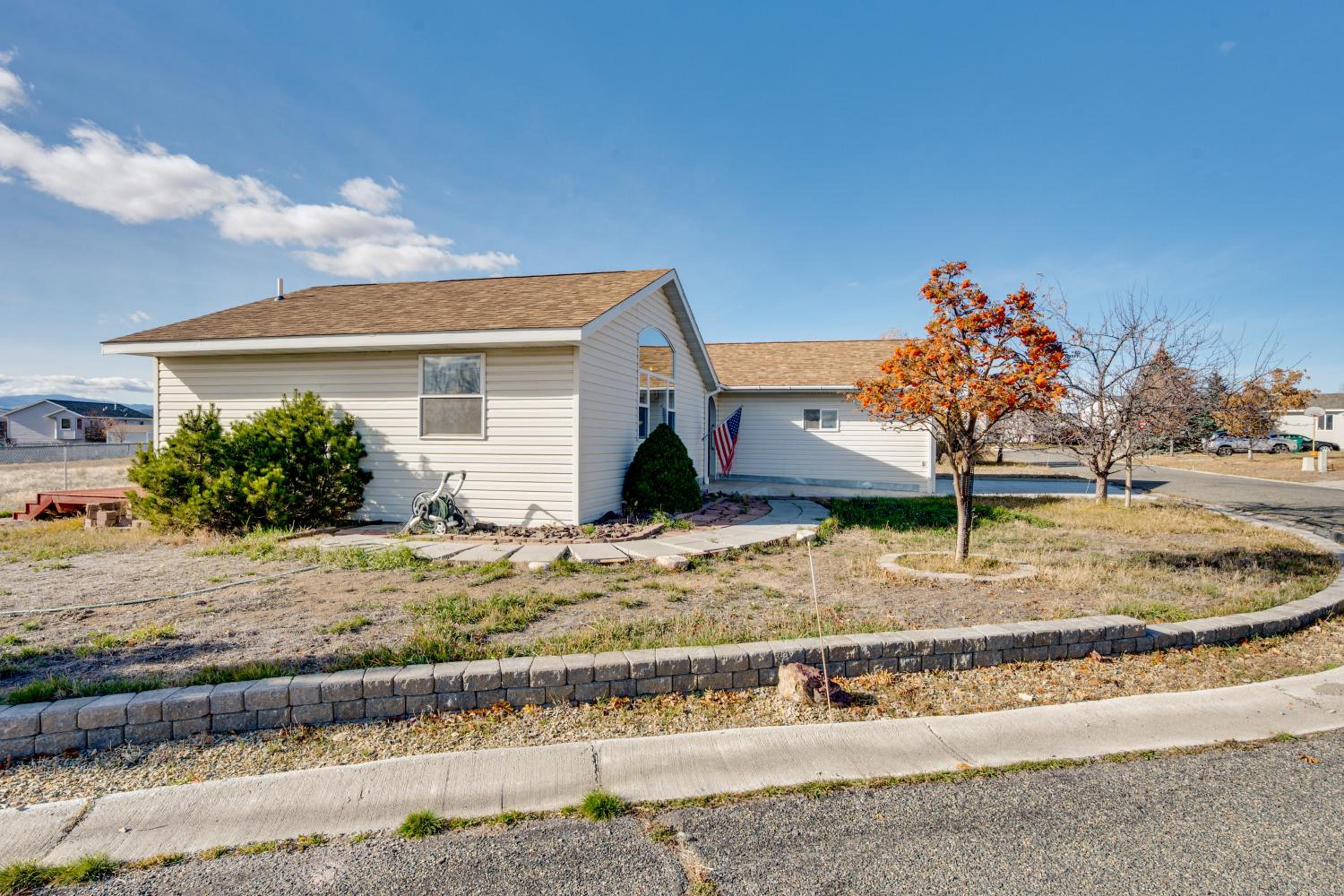 Dog Friendly! Helena Valley Home with Mtn Views