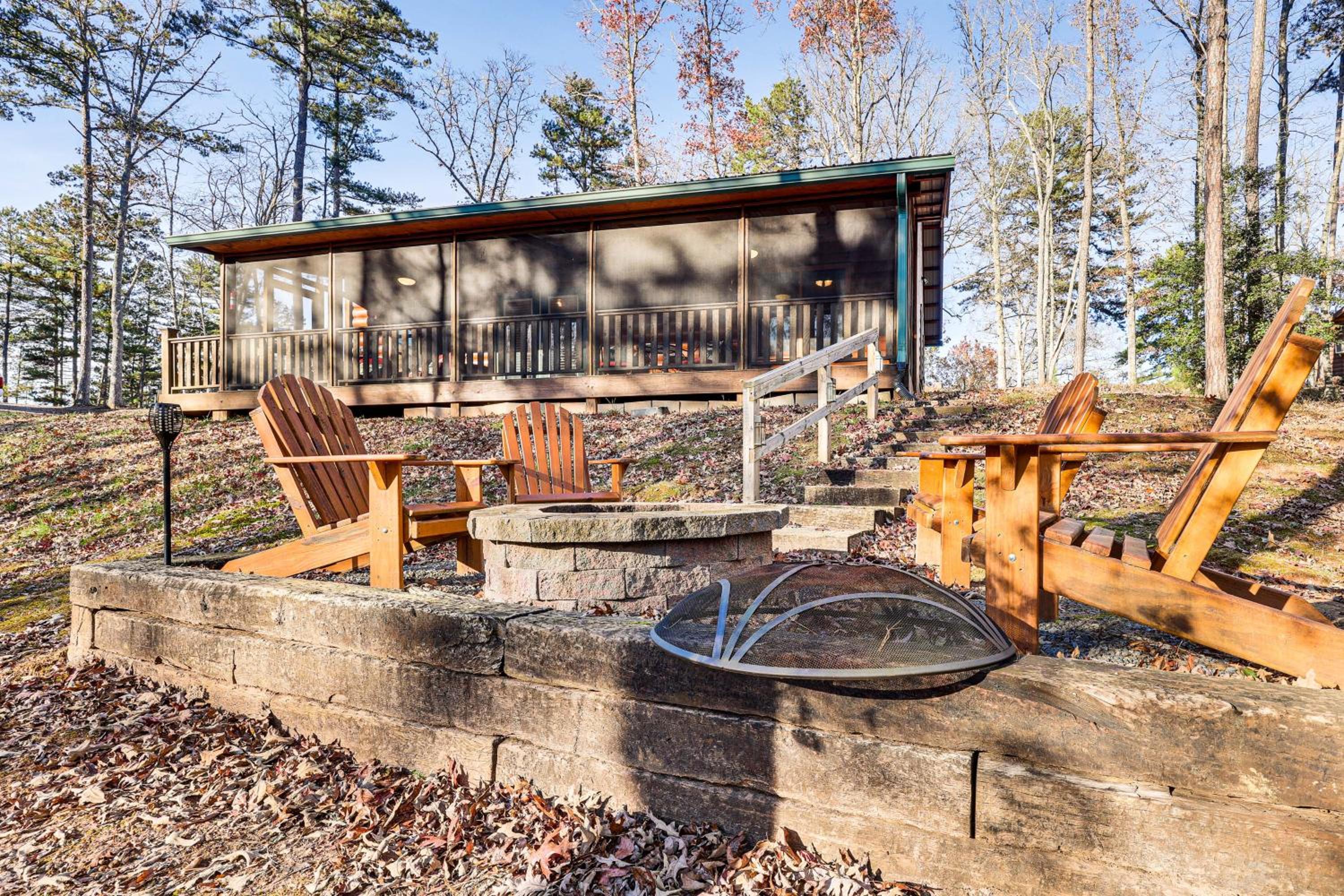 Fish and Hike Wooded Circle P Cabin in Murphy