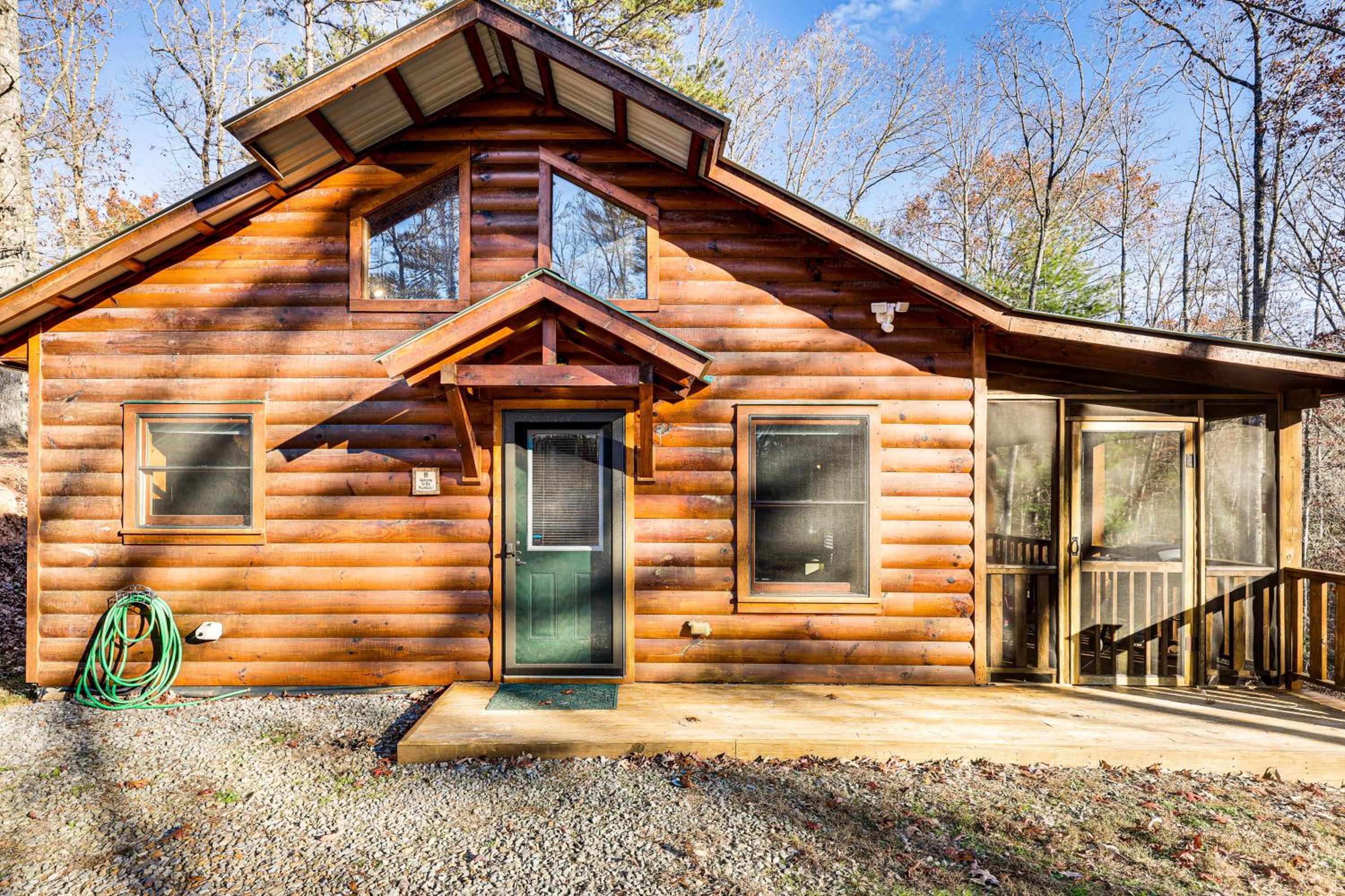 Fish and Hike Wooded Circle P Cabin in Murphy