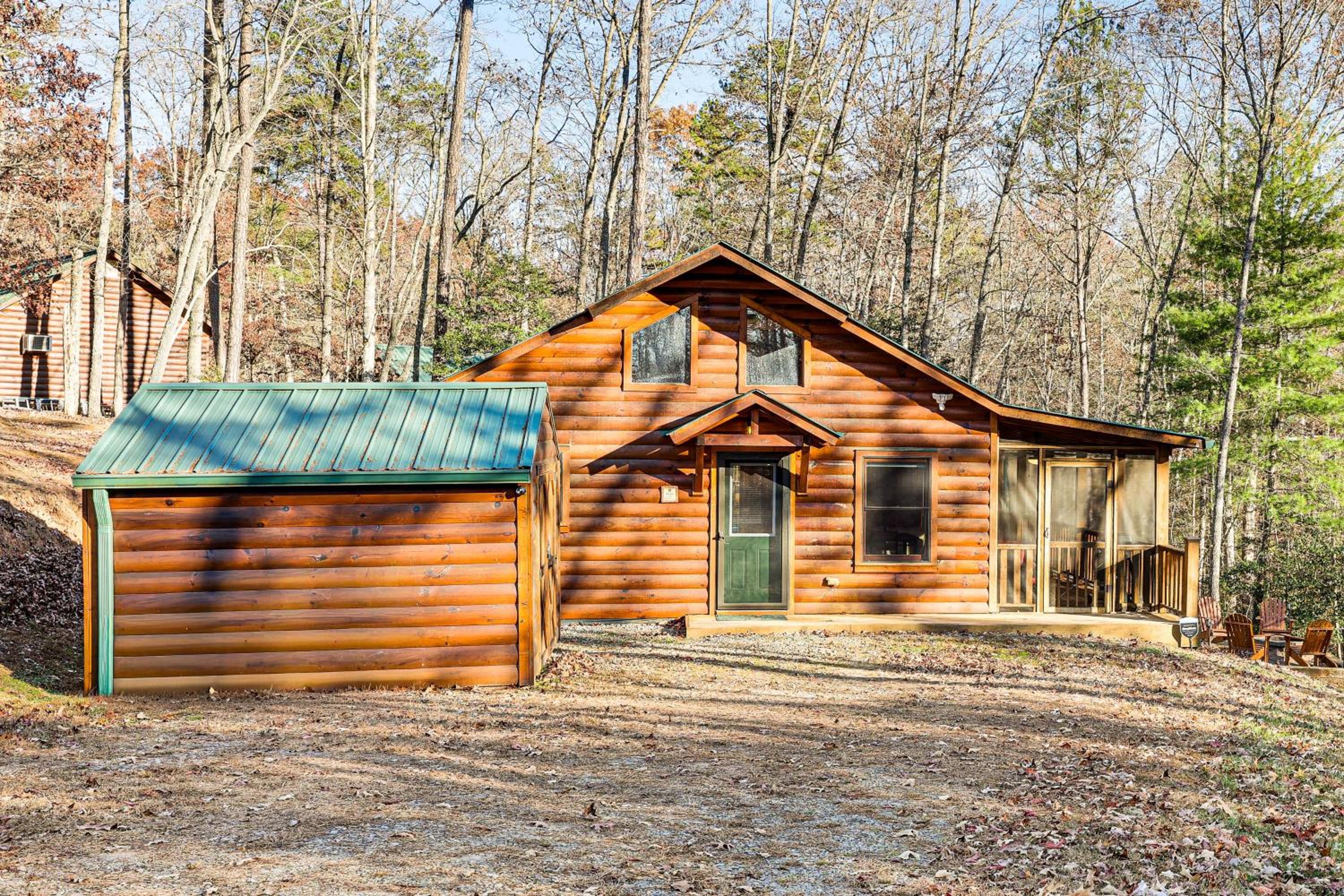Fish and Hike Wooded Circle P Cabin in Murphy