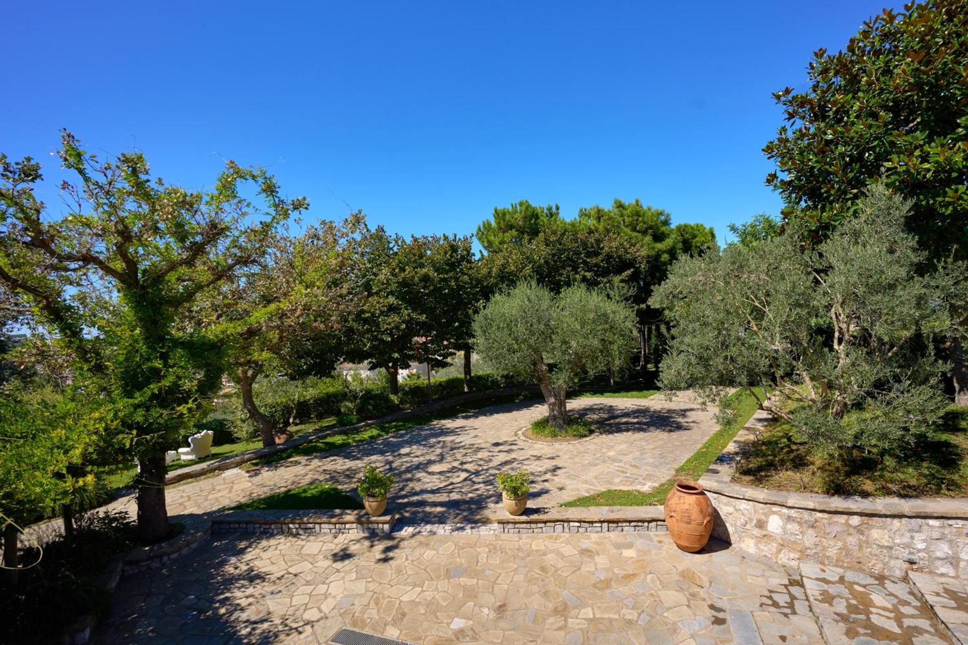 YourHome - Villa Hermes
