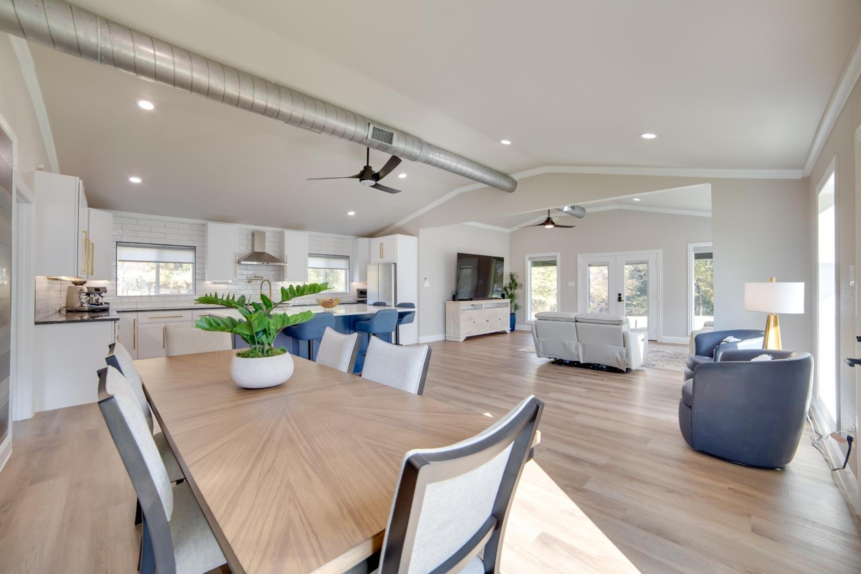 Fish, Boat and Relax! Lake Fork Home with Shared Dock