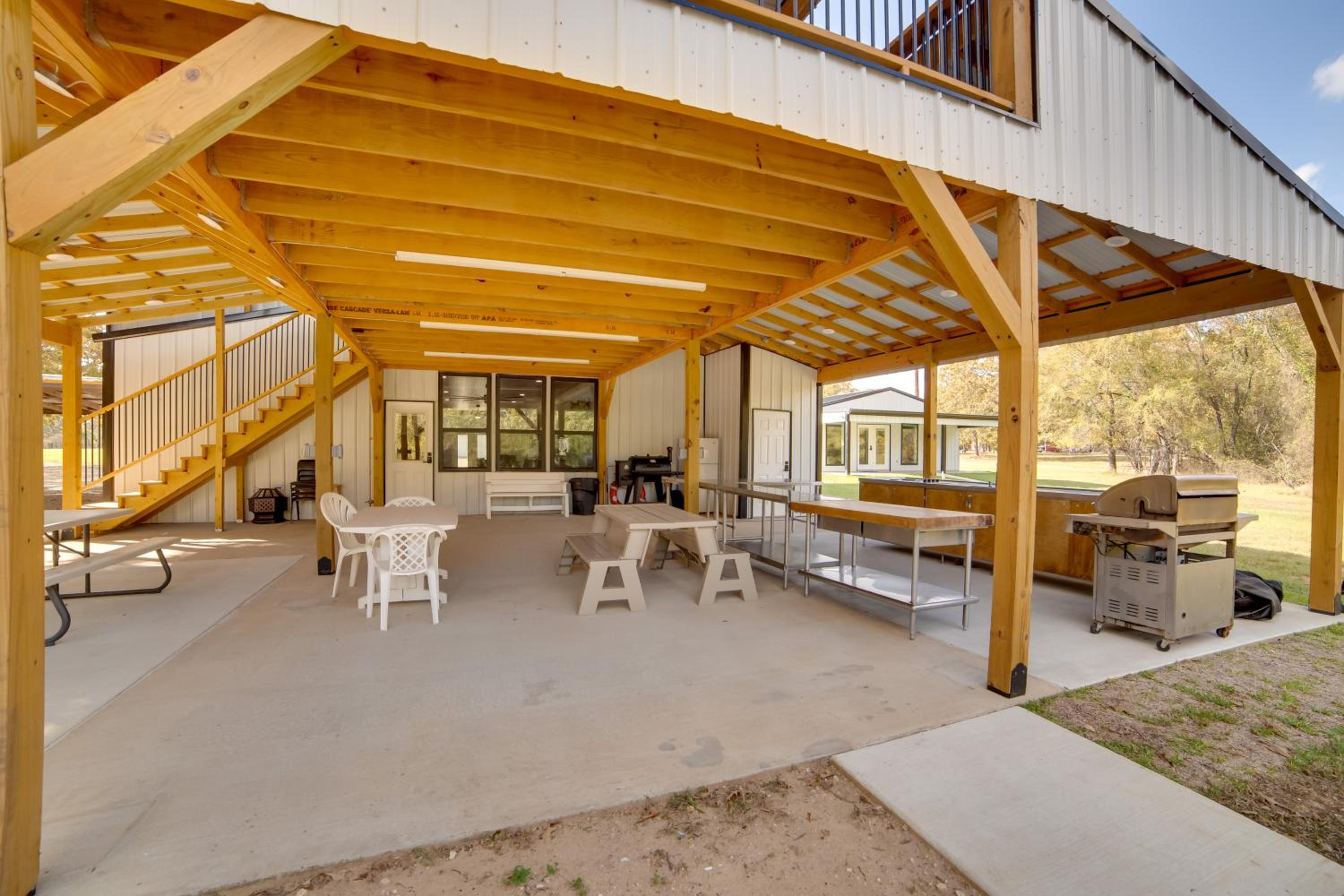 Fish, Boat and Relax! Lake Fork Home with Shared Dock