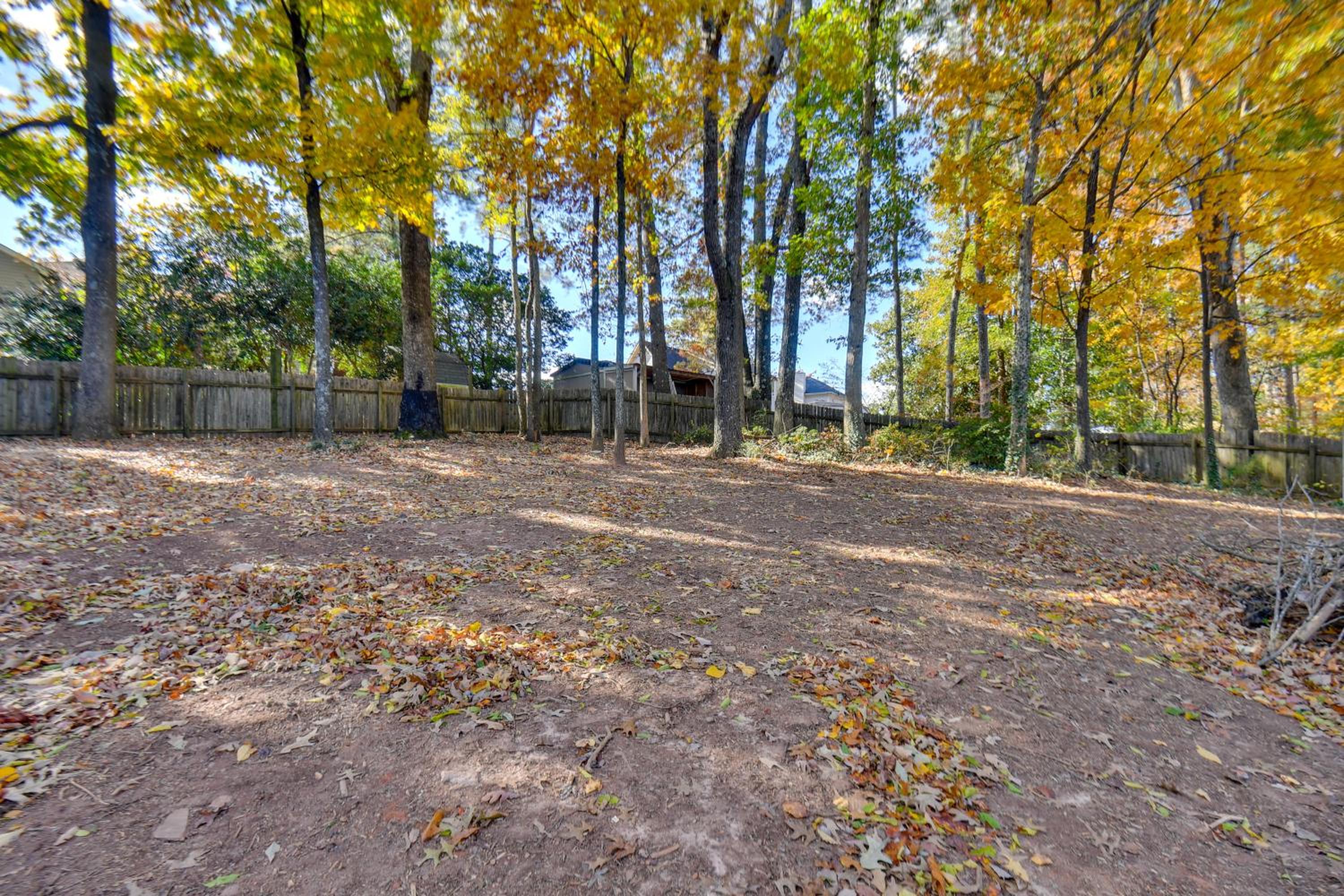 Fully Updated! Suburb Stay Near Sugarloaf Mills