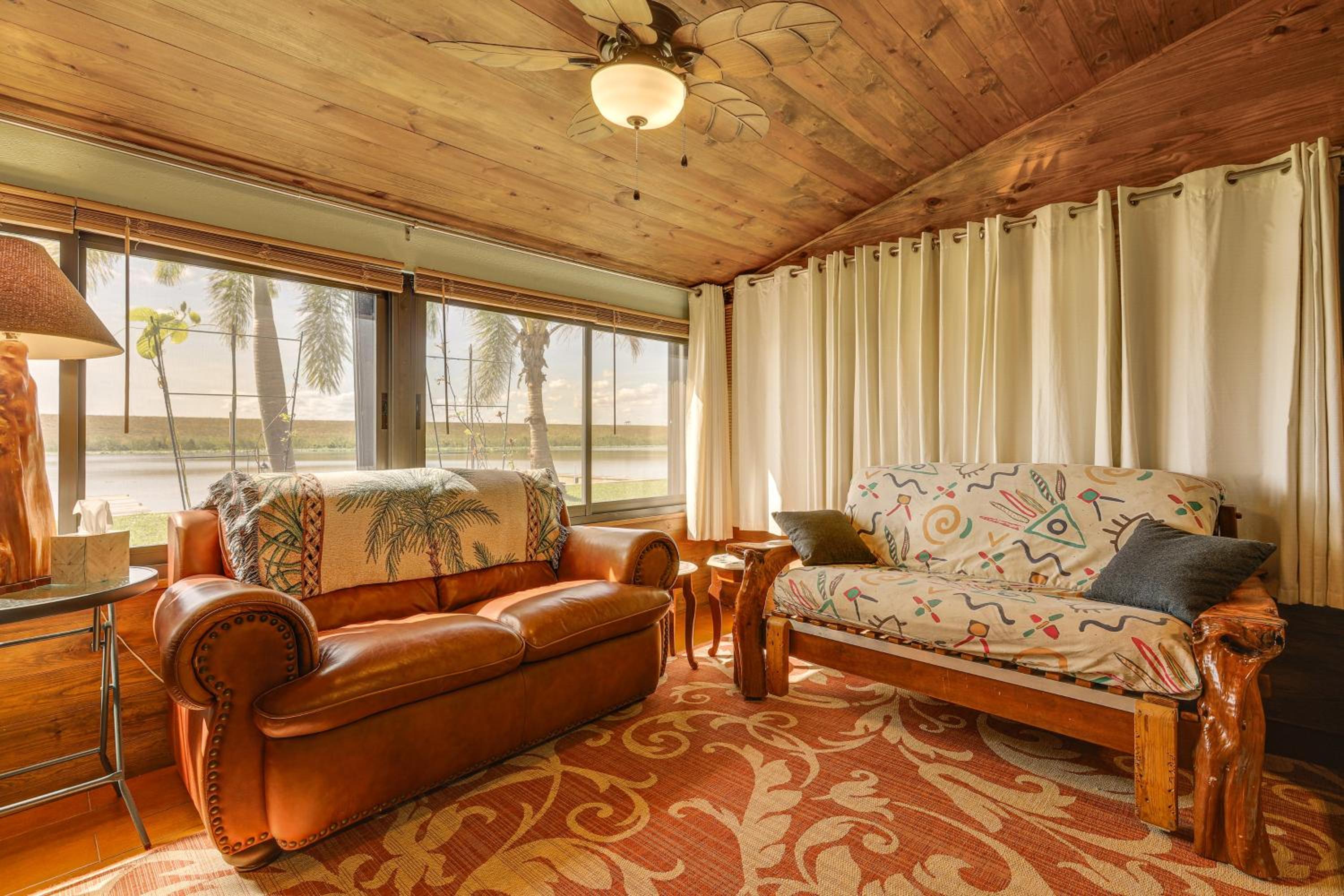 Unwind Poolside and Walk to Lake! Okeechobee Getaway