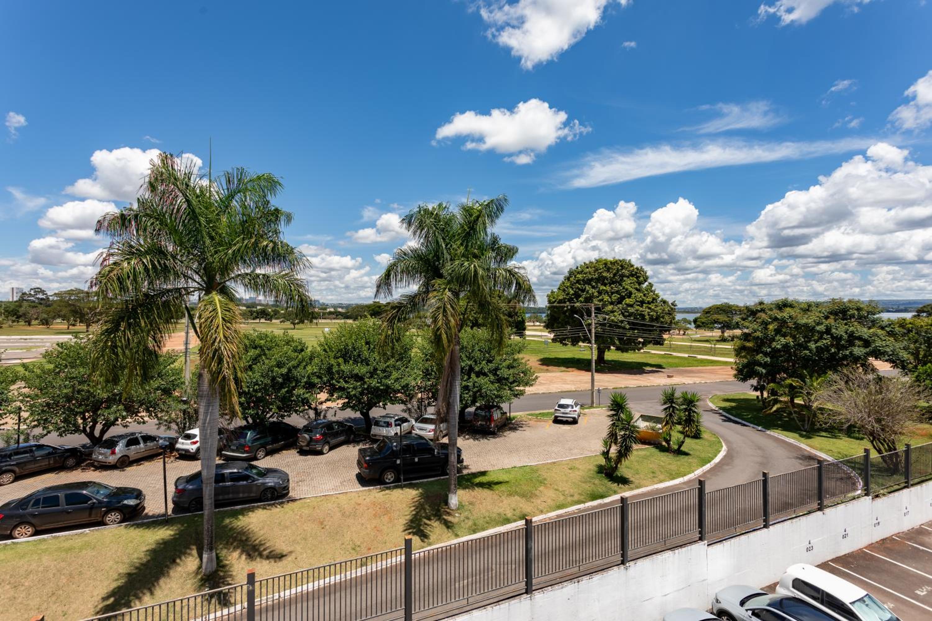By Hospede Fácil - Premier 215 - LakeSide - Piscina Aquecida, Academia, sauna, Garagem