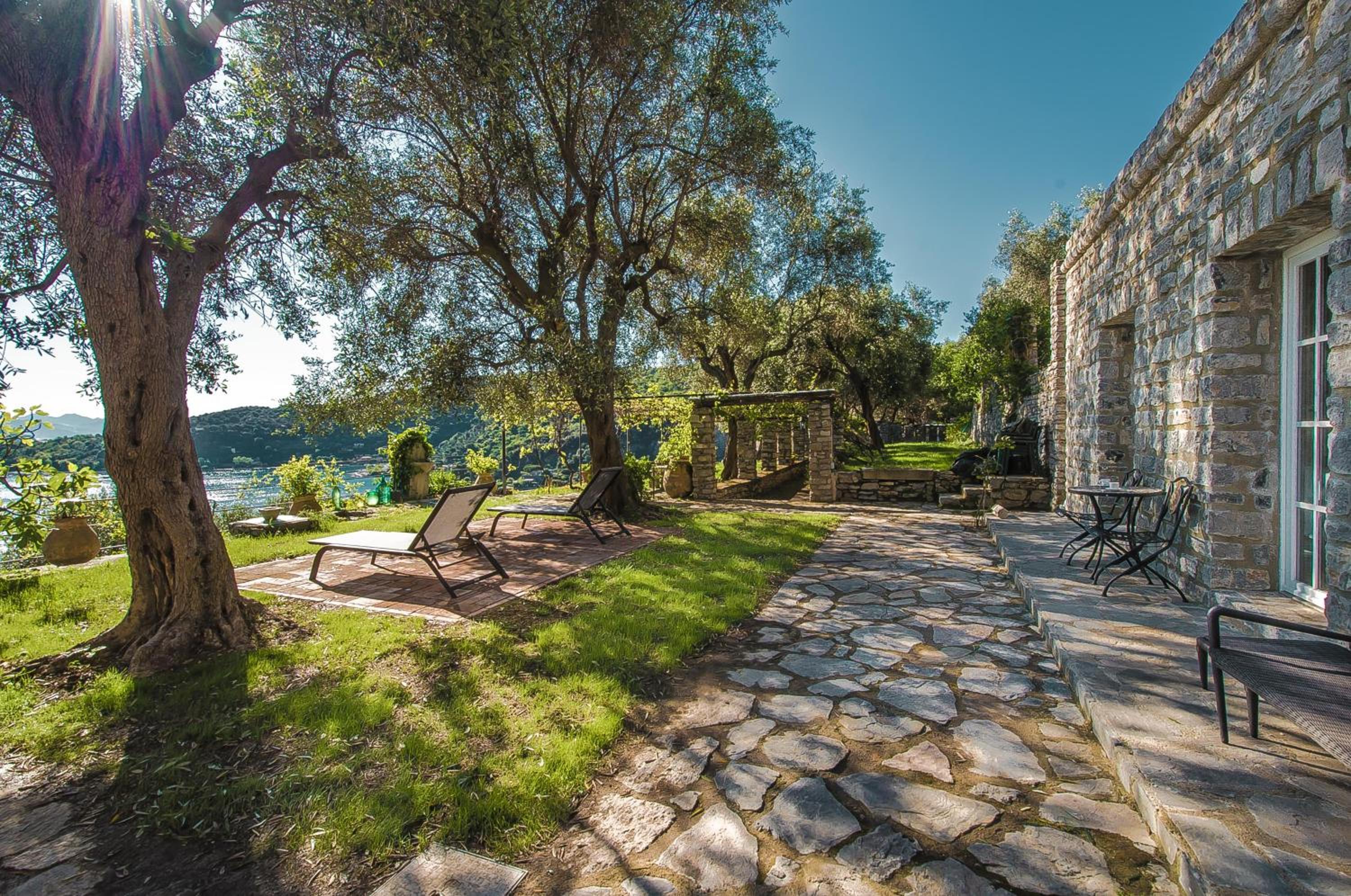 VILLA CASTELLo PORTOVENERE view 5